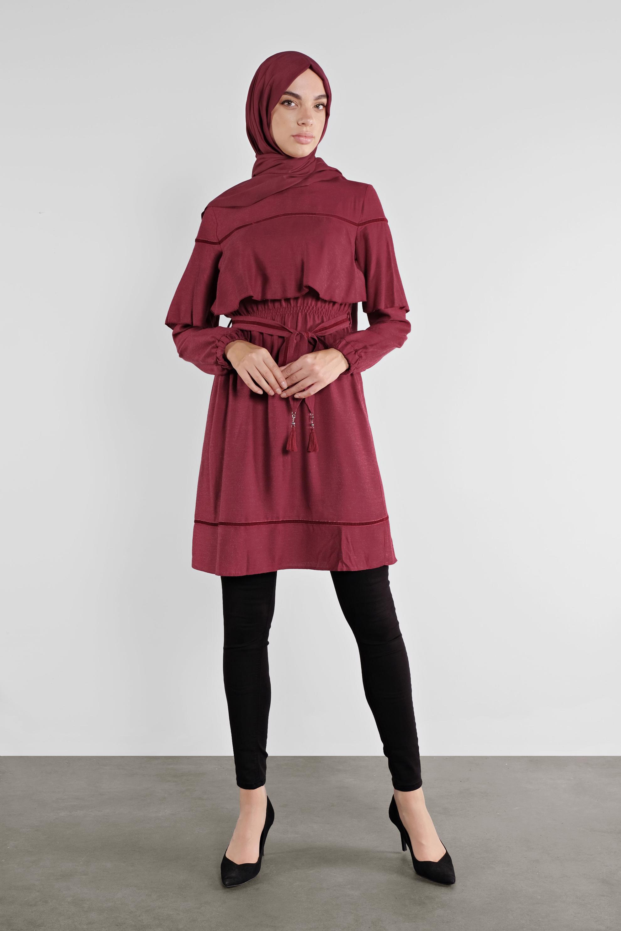 Tesettür giyim KIRMIZI KUŞAKLI PÜSKÜLLÜ TUNİK 41190 