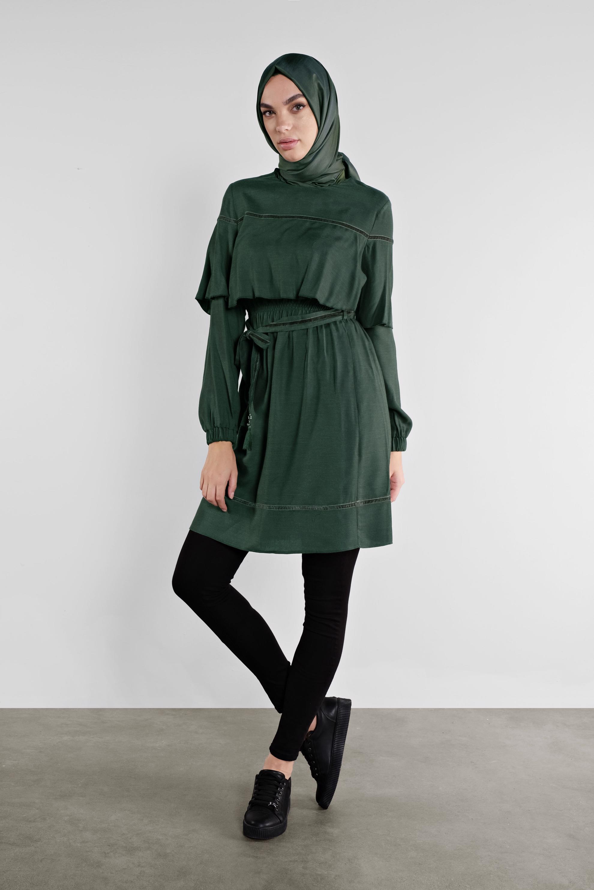 Tesettür giyim YEŞİL KUŞAKLI PÜSKÜLLÜ TUNİK 41190 