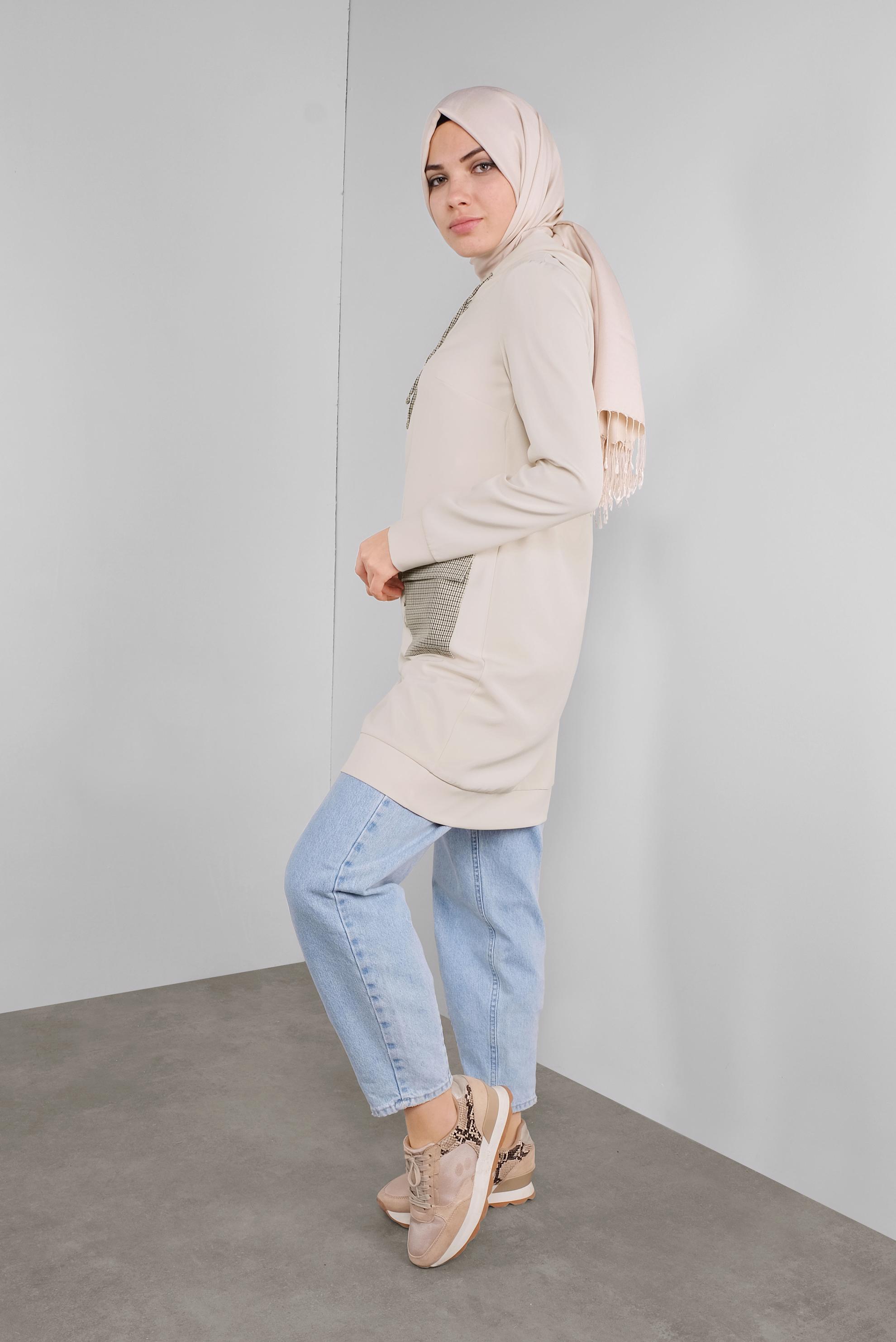 Tesettür giyim EKRU CEPLİ KAPÜŞONLU TUNİK 41192 