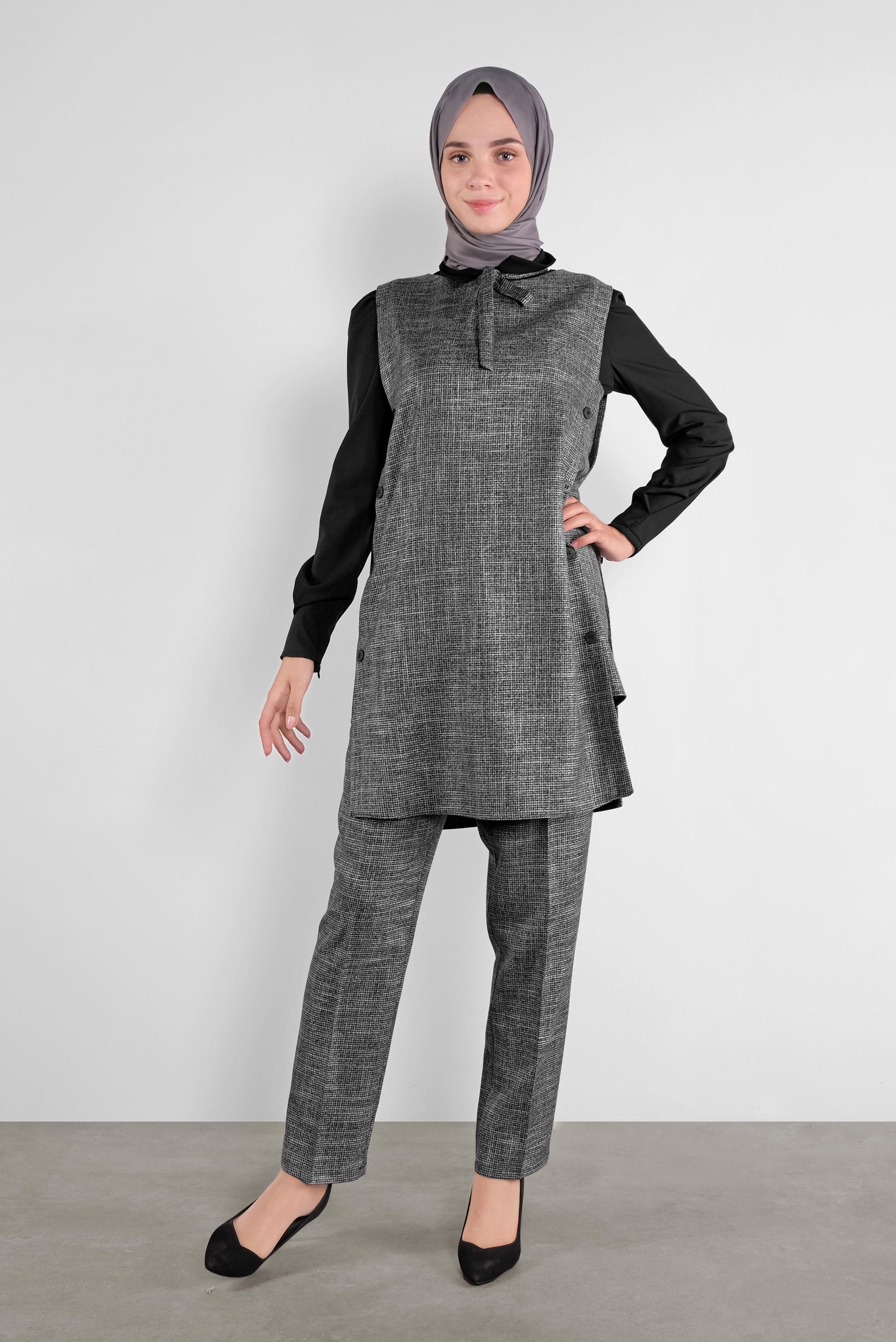Tesettür giyim SİYAH YIRTMACI DÜĞMELİ ÜÇLÜ PANTOLONLU TAKIM 41221 