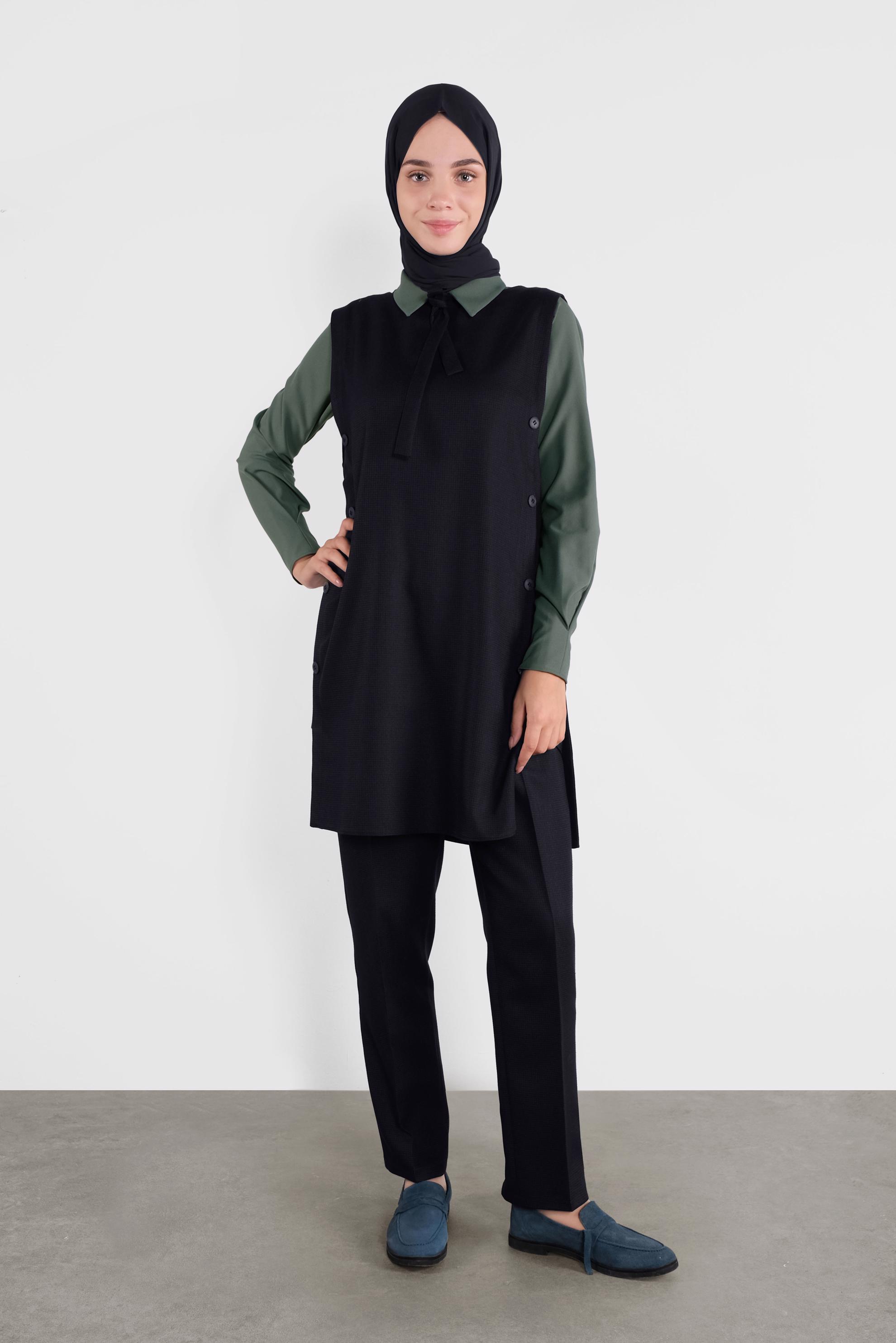 Tesettür giyim LACİVERT YIRTMACI DÜĞMELİ ÜÇLÜ PANTOLONLU TAKIM 41221 