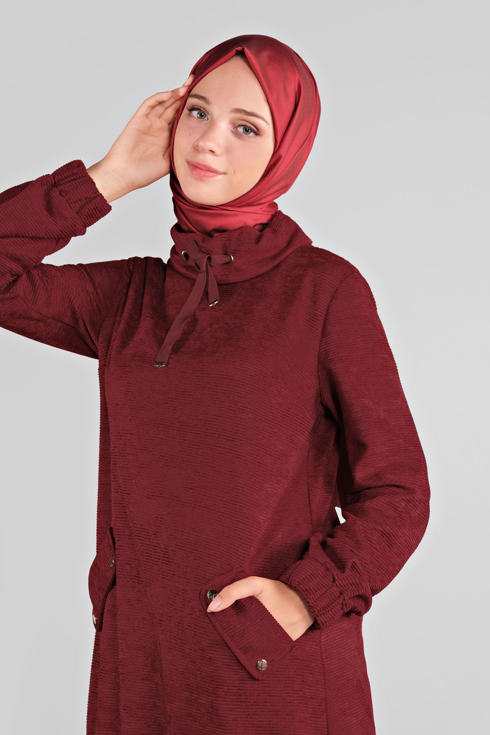 Tesettür giyim BORDO BOĞAZLI YAKASI BAĞCIKLI KADİFE TUNİK 41226 