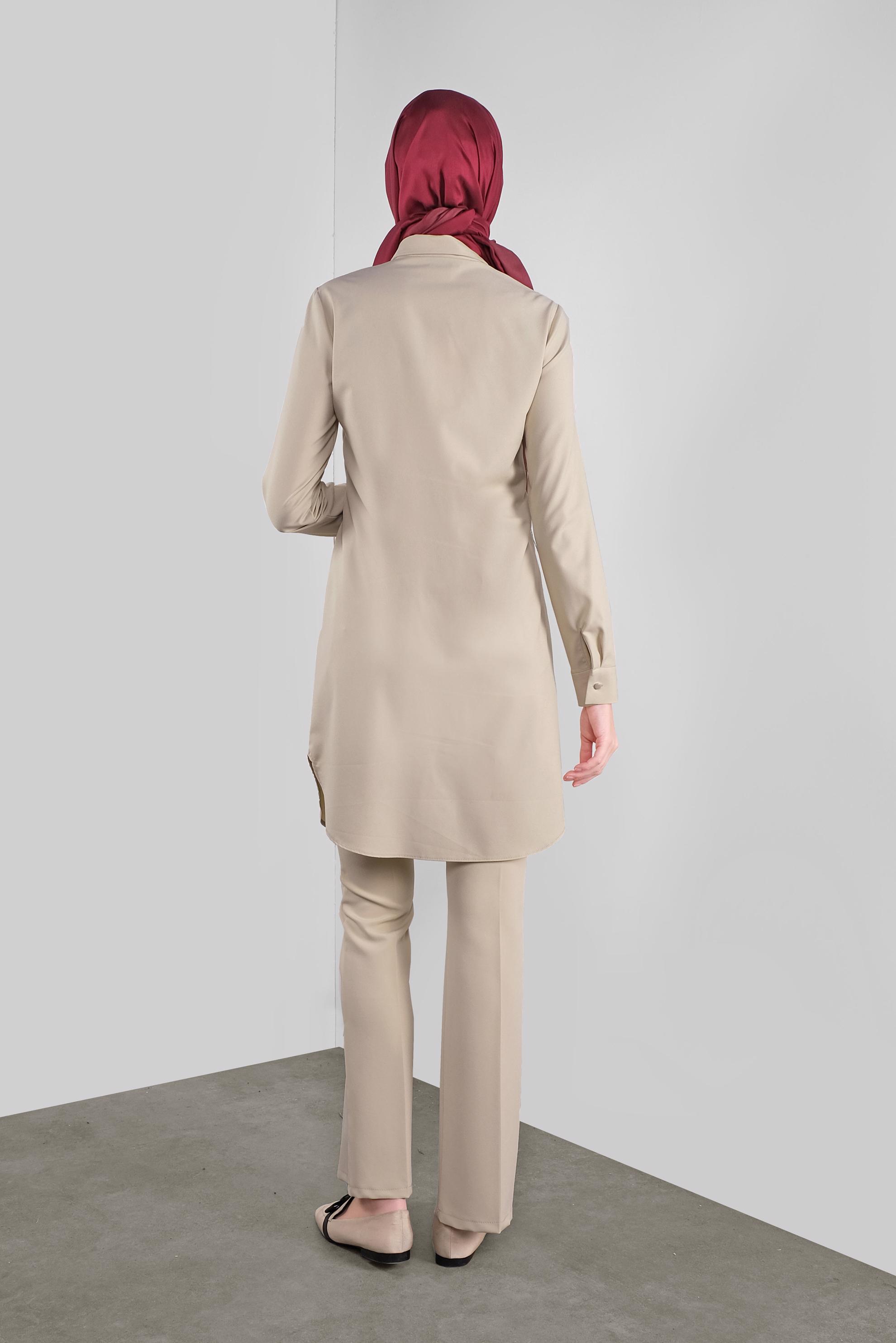 Tesettür giyim EKRU GİZLİ DÜĞMELİ TUNİK 41228 