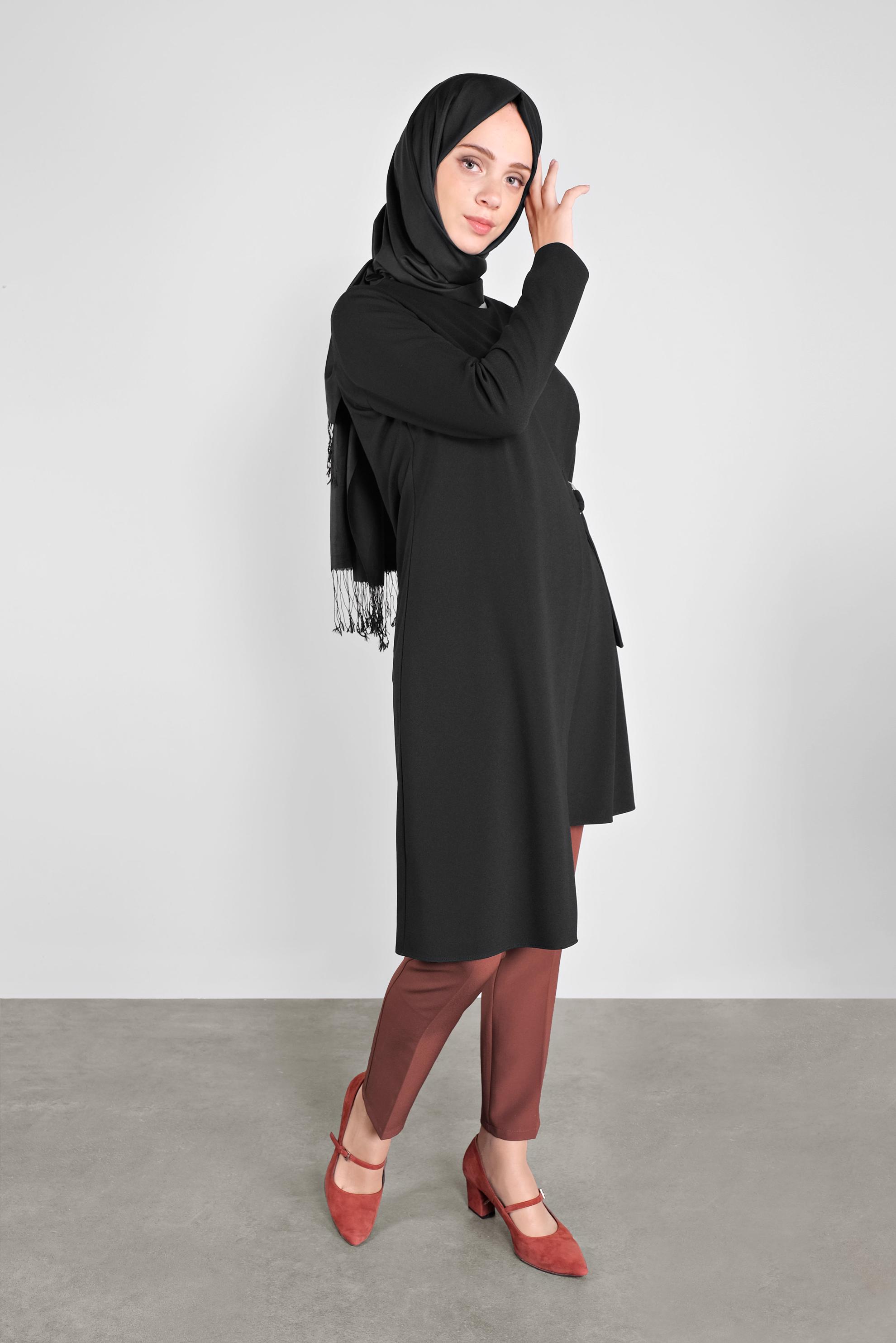 Tesettür giyim SİYAH METAL AKSESUARLI TUNİK 41229 