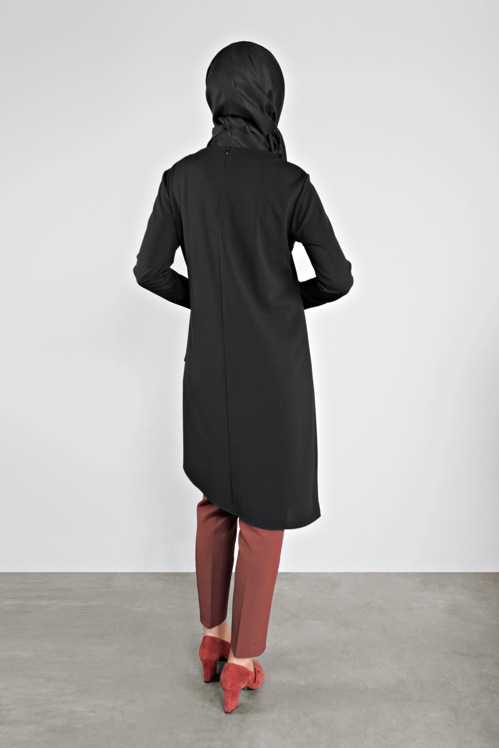 Tesettür giyim SİYAH METAL AKSESUARLI TUNİK 41229 