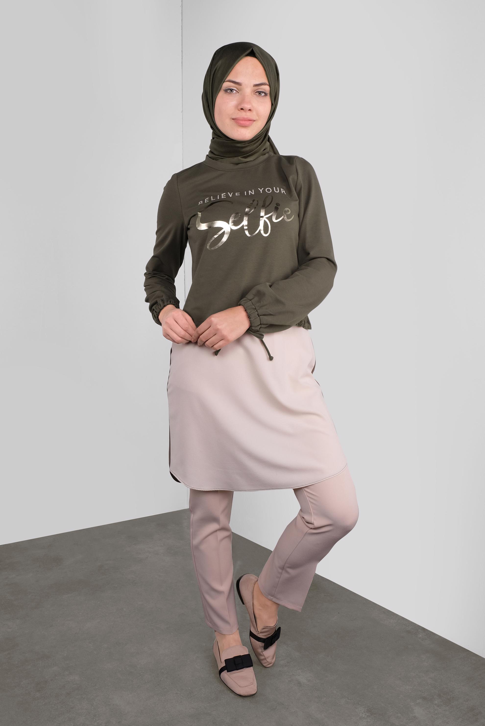 Tesettür giyim HAKİ YAZI BASKILI  BAĞCIKLI TUNİK 41230 