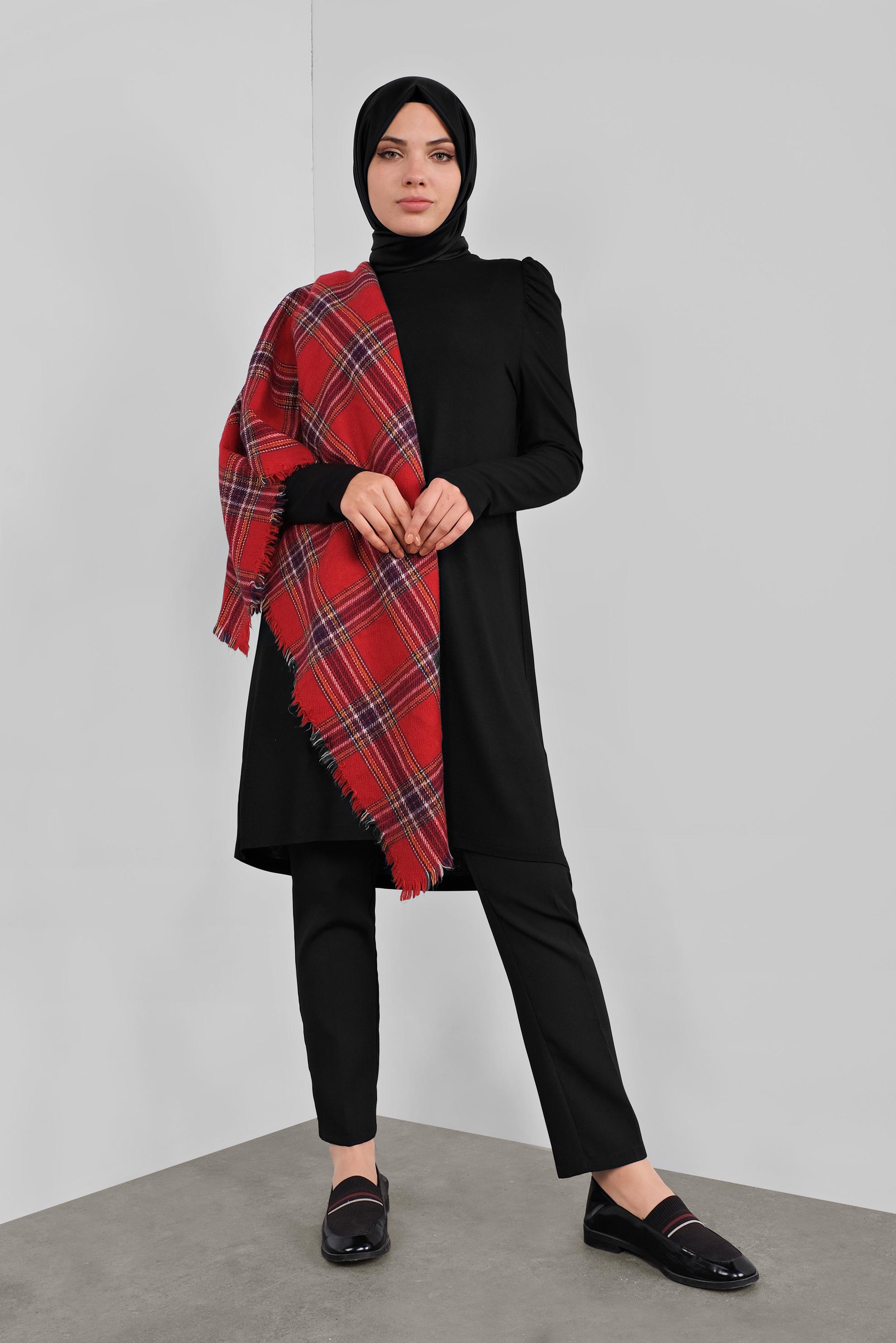 Tesettür giyim SİYAH OMUZLARI VOLANLI BOĞAZLI TUNİK 41233 