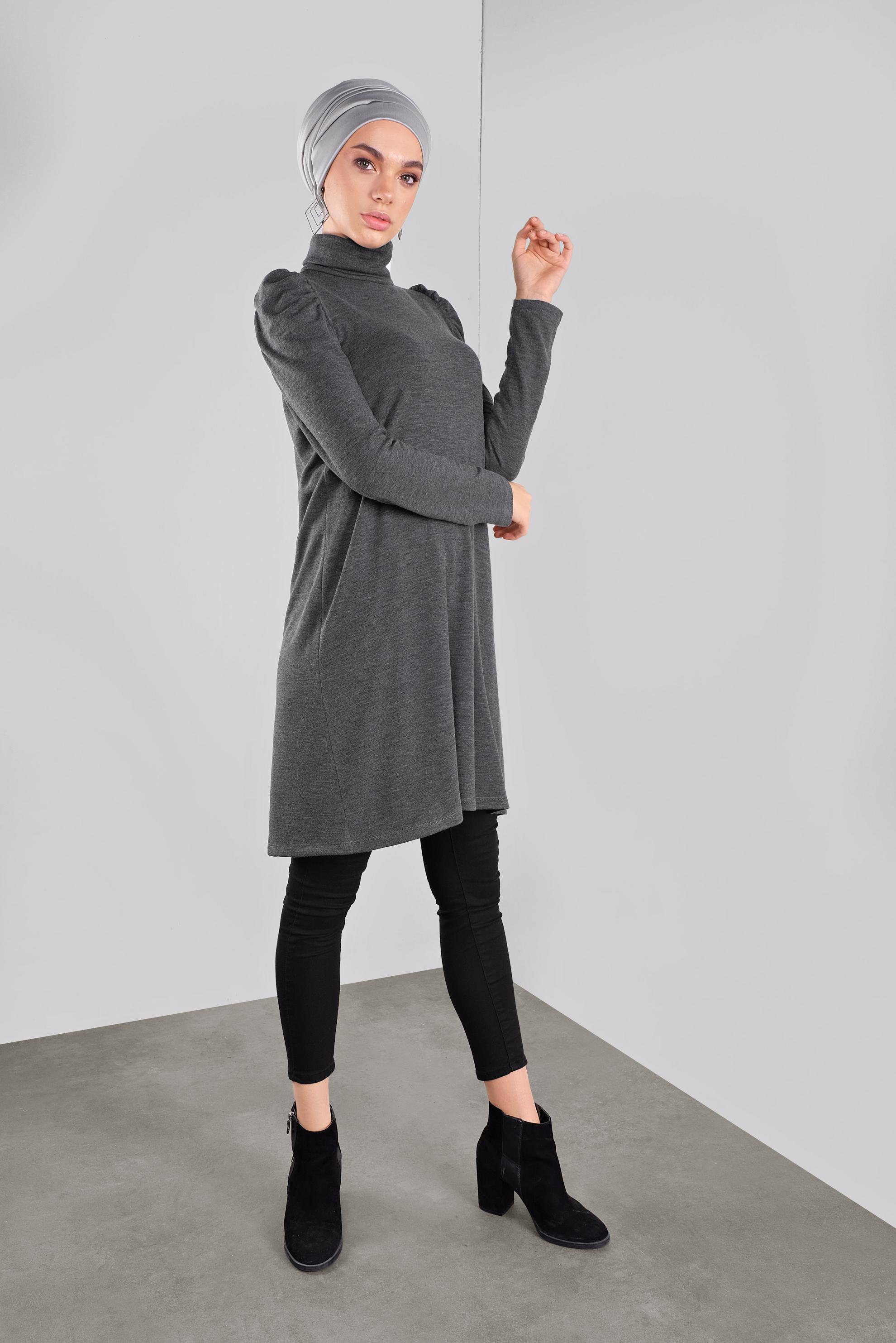 Tesettür giyim GRİ OMUZLARI VOLANLI BOĞAZLI TUNİK 41233 