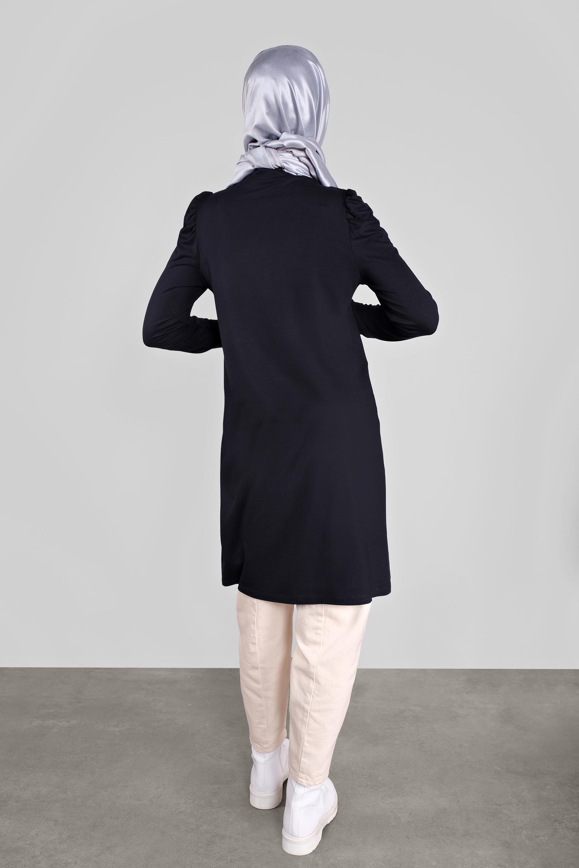 Tesettür giyim LACİVERT OMUZLARI VOLANLI BOĞAZLI TUNİK 41233 