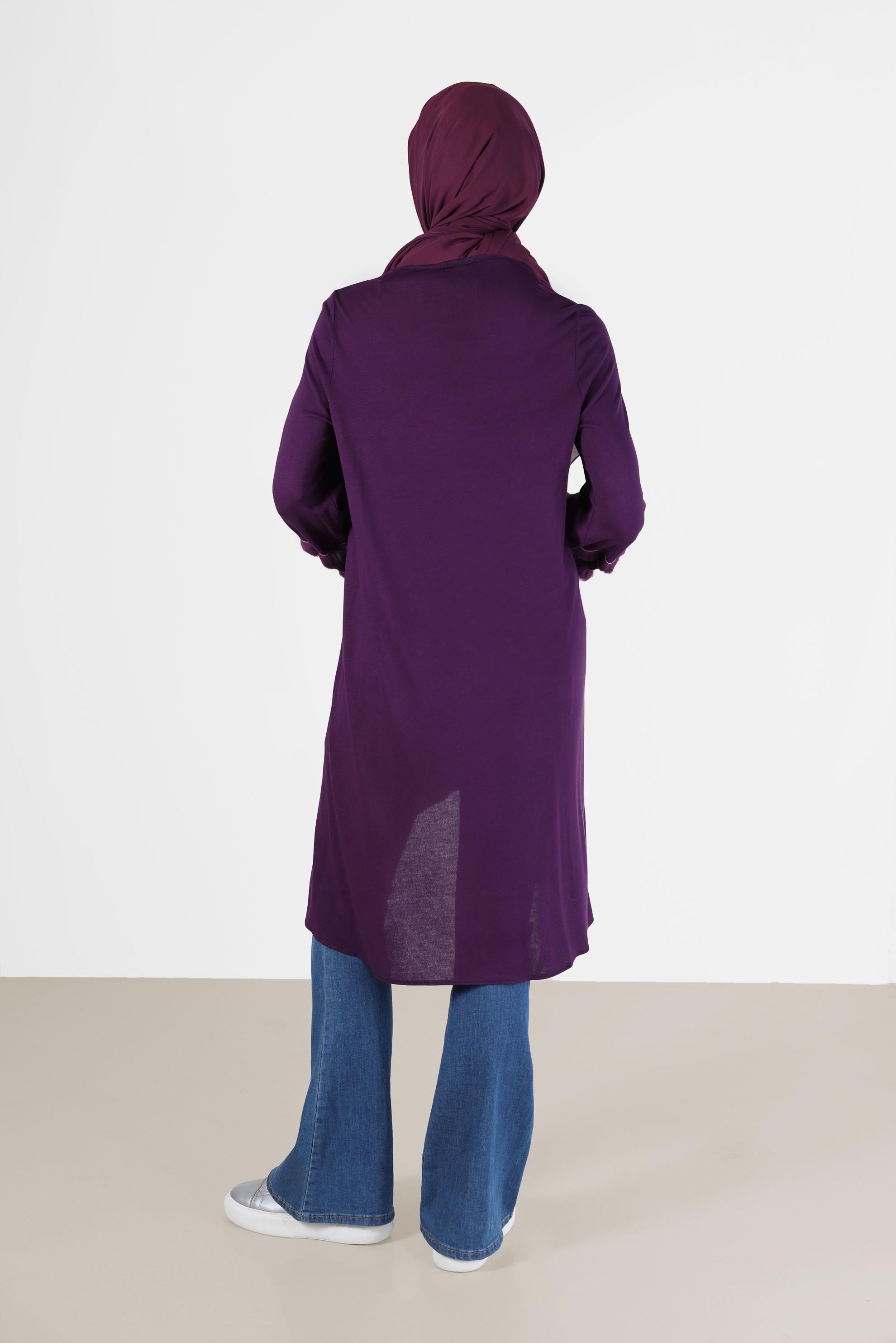 Tesettür giyim MOR KOLLARI ŞERİT TÜY DETAYLI SALAŞ TUNİK 41234