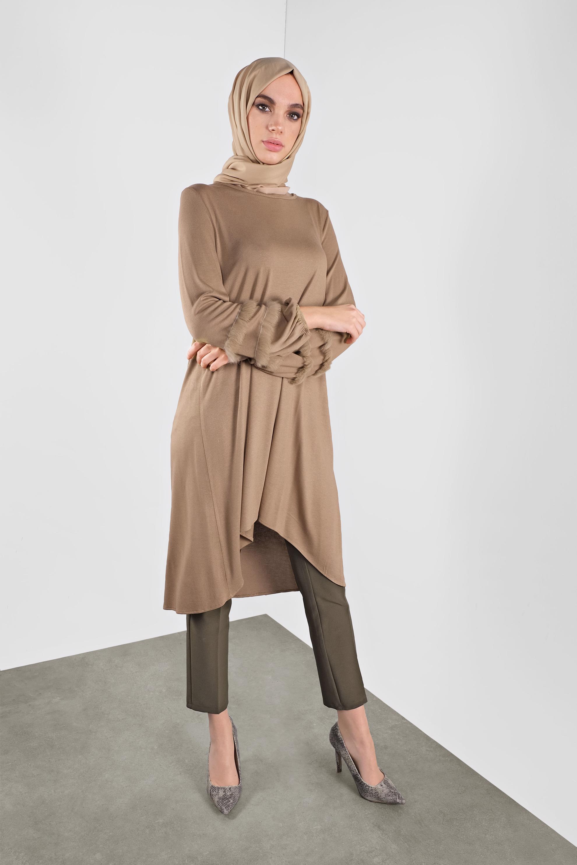 Tesettür giyim KAHVE KOLLARI ŞERİT TÜY DETAYLI SALAŞ TUNİK 41234