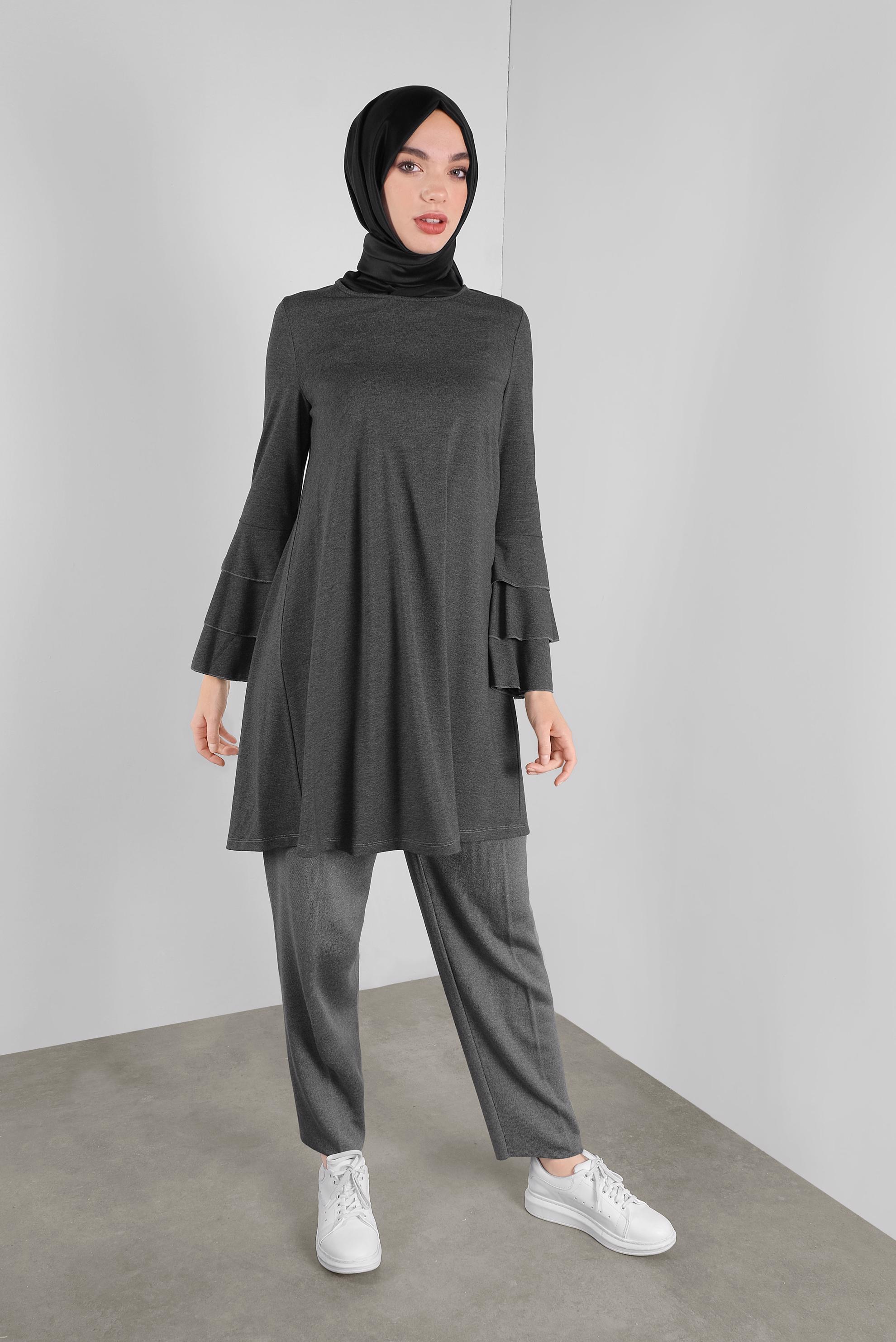Tesettür giyim GRİ VOLANLI KOL DETAYLI TUNİK 41235