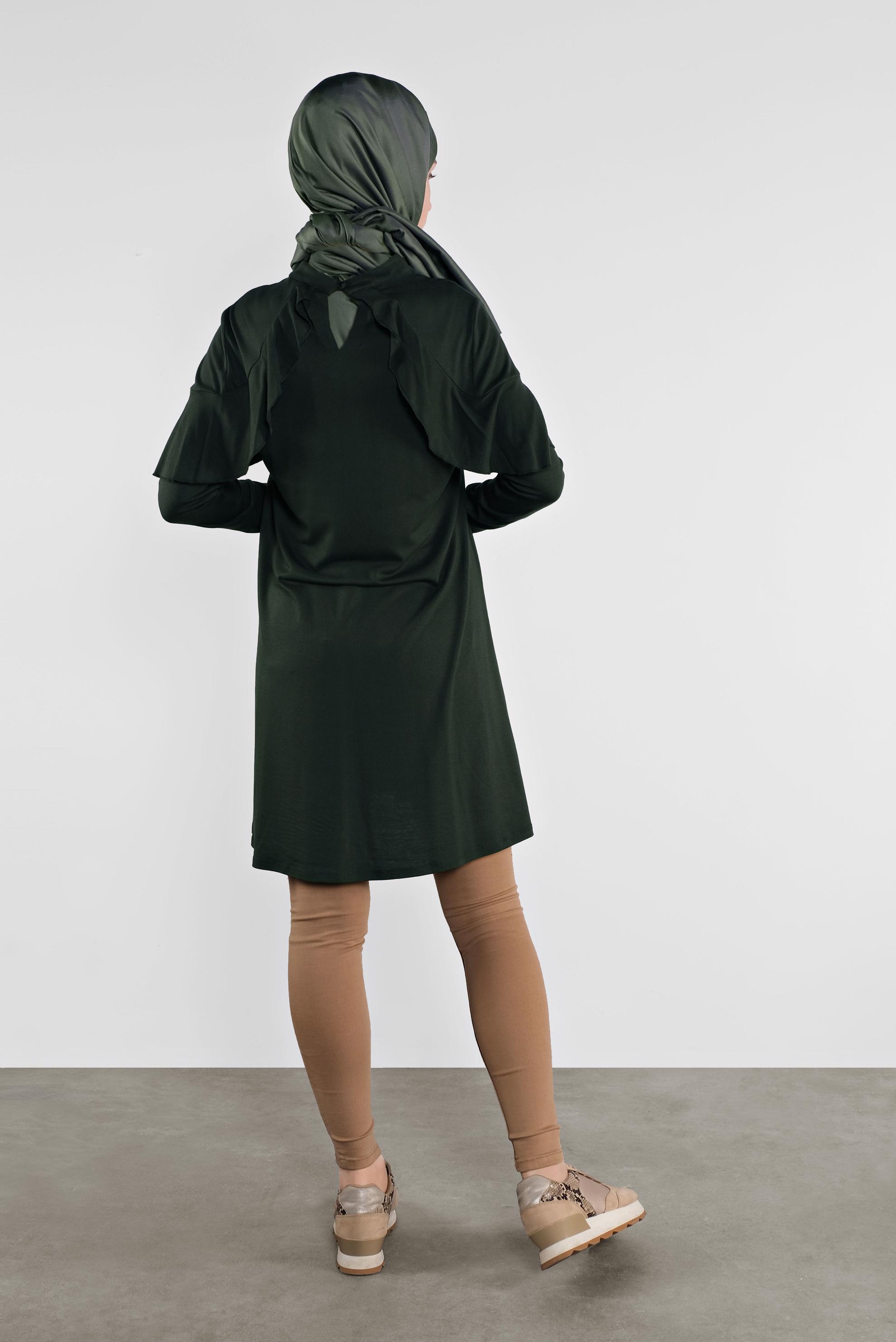 Tesettür giyim HAKİ YAKA KISMI VOLANLI TUNİK 41237