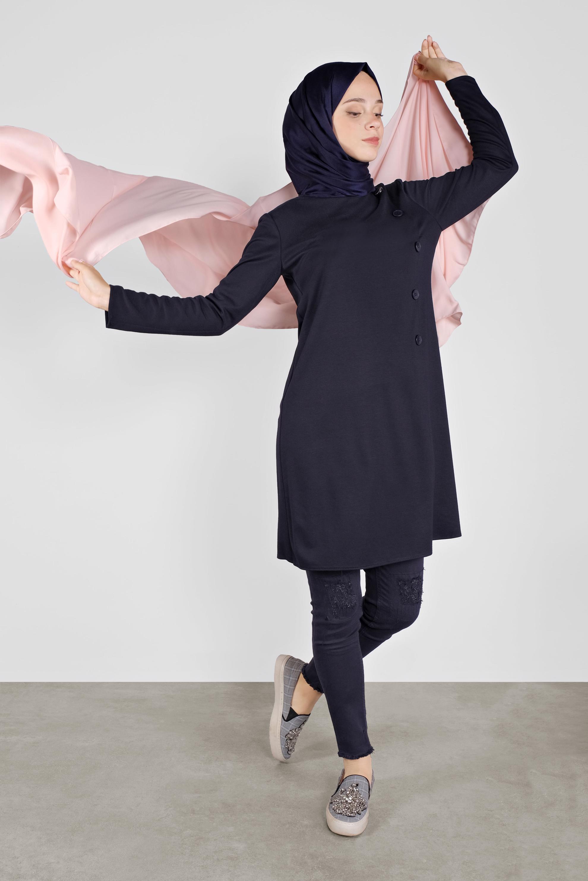 Tesettür giyim LACİVERT DÜĞME DETAYLI TUNİK 41284 