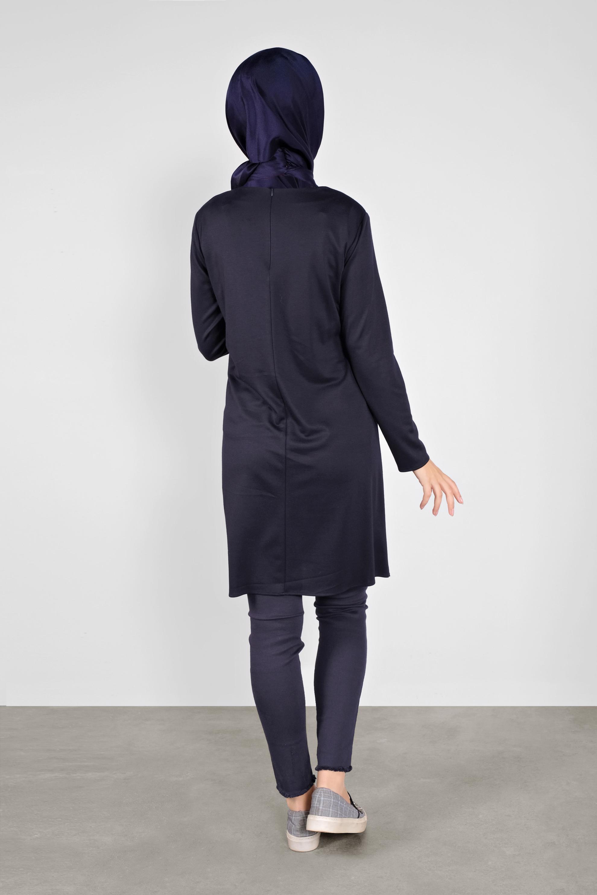 Tesettür giyim LACİVERT DÜĞME DETAYLI TUNİK 41284 