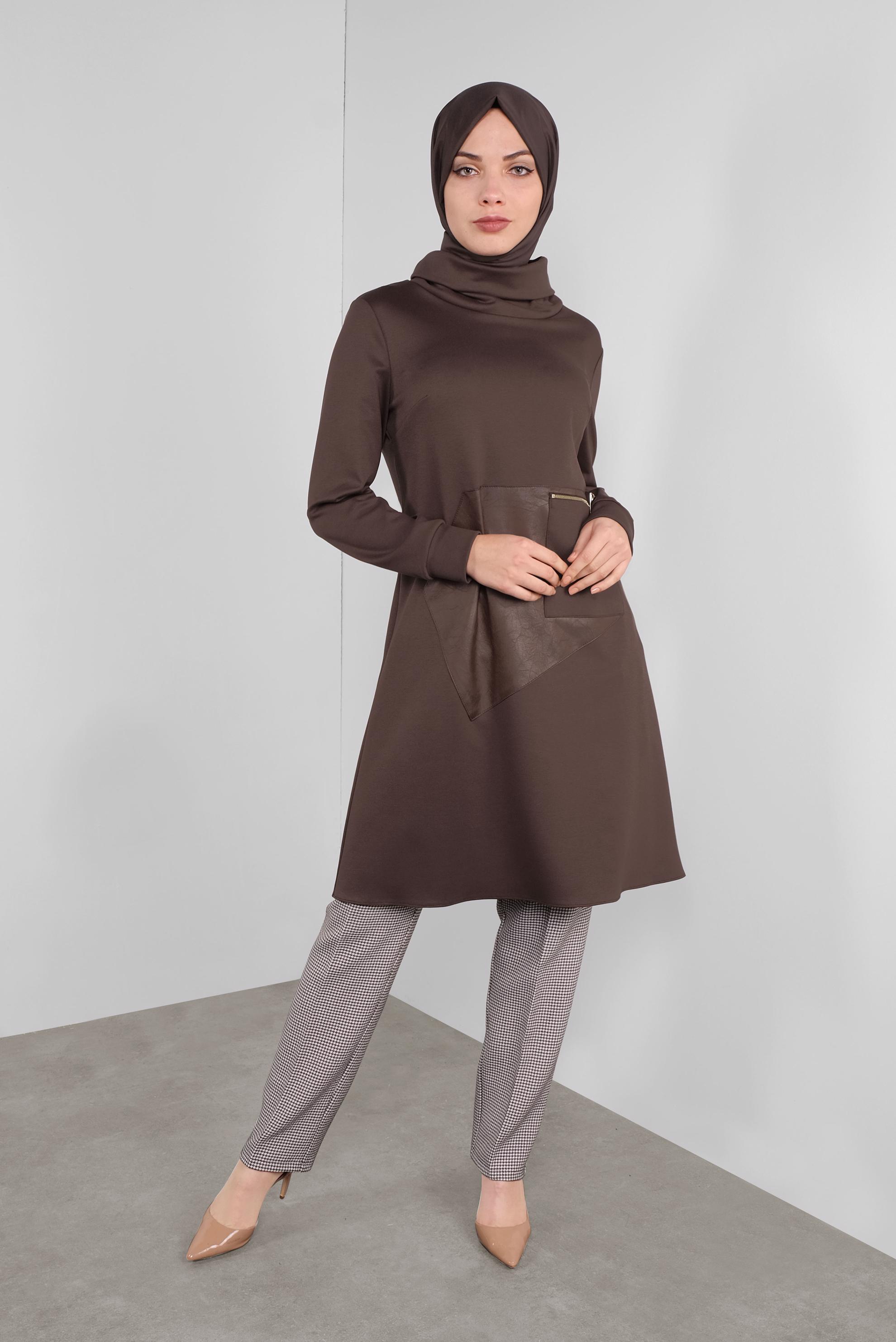 Tesettür giyim KAHVE DERİ DETAYLI FERMUARLI TUNİK 41290 