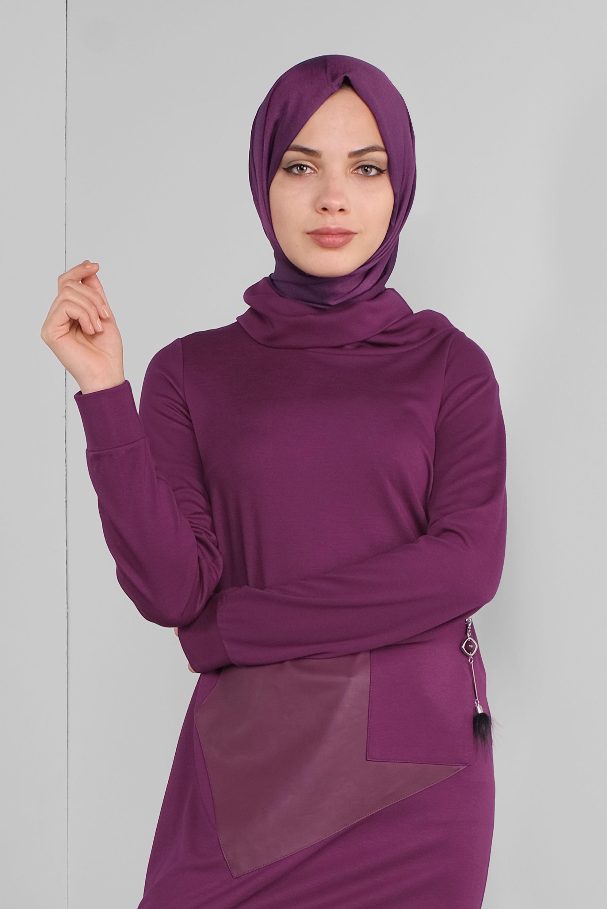 Tesettür giyim MOR DERİ DETAYLI FERMUARLI TUNİK 41290 