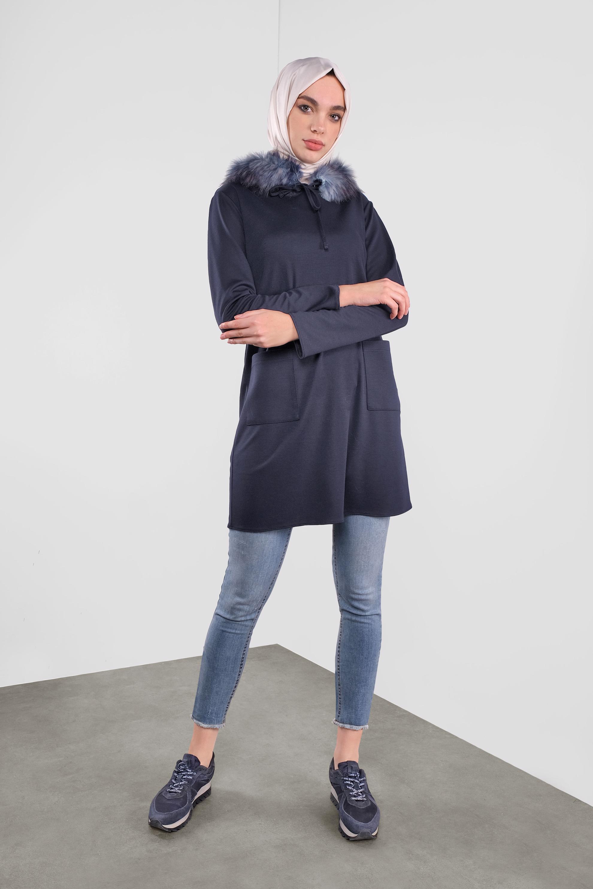 Tesettür giyim LACİVERT KAPÜŞONU KÜRKLÜ BAĞCIKLI TUNİK 41292