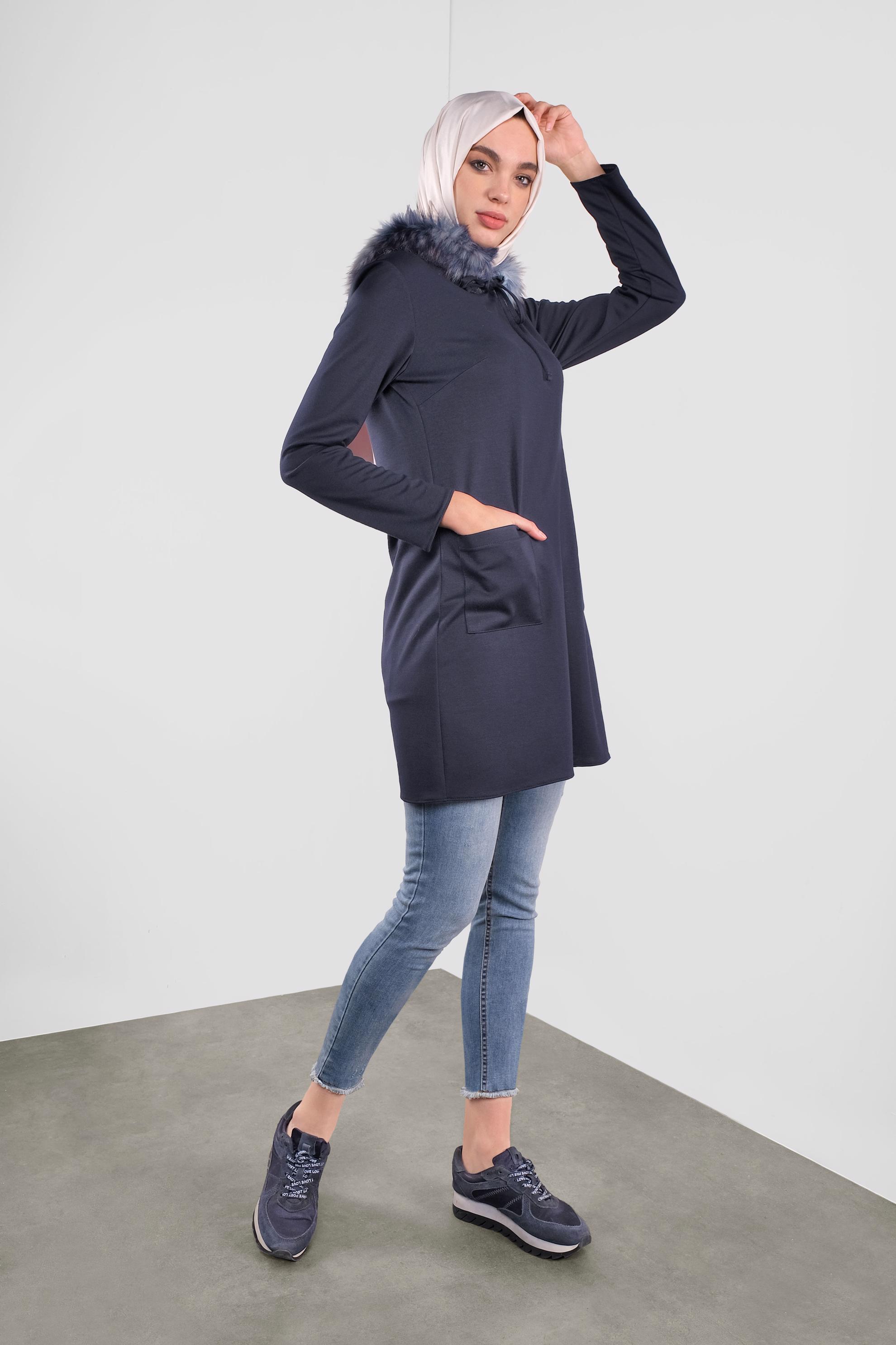 Tesettür giyim LACİVERT KAPÜŞONU KÜRKLÜ BAĞCIKLI TUNİK 41292
