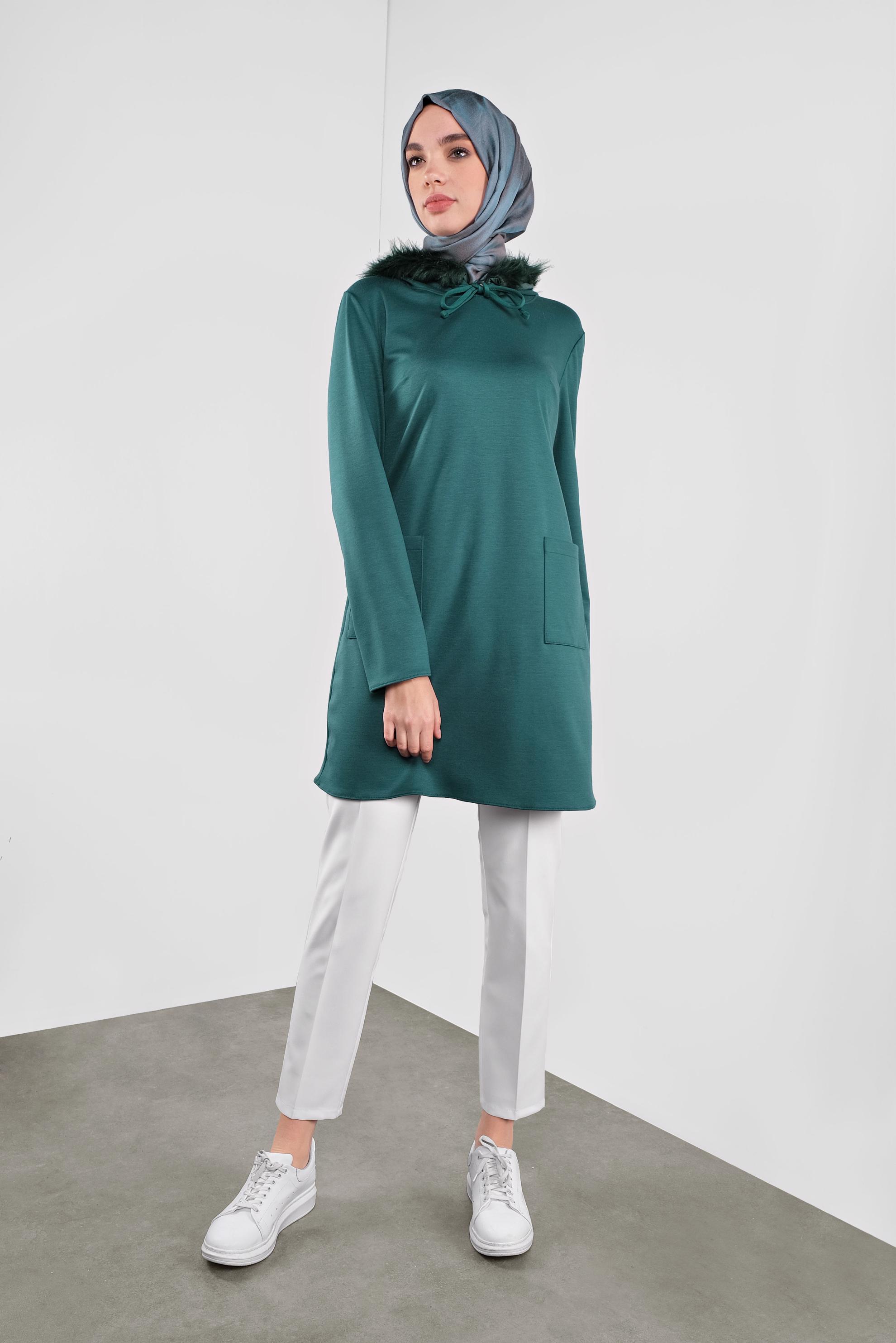 Tesettür giyim YEŞİL KAPÜŞONU KÜRKLÜ BAĞCIKLI TUNİK 41292
