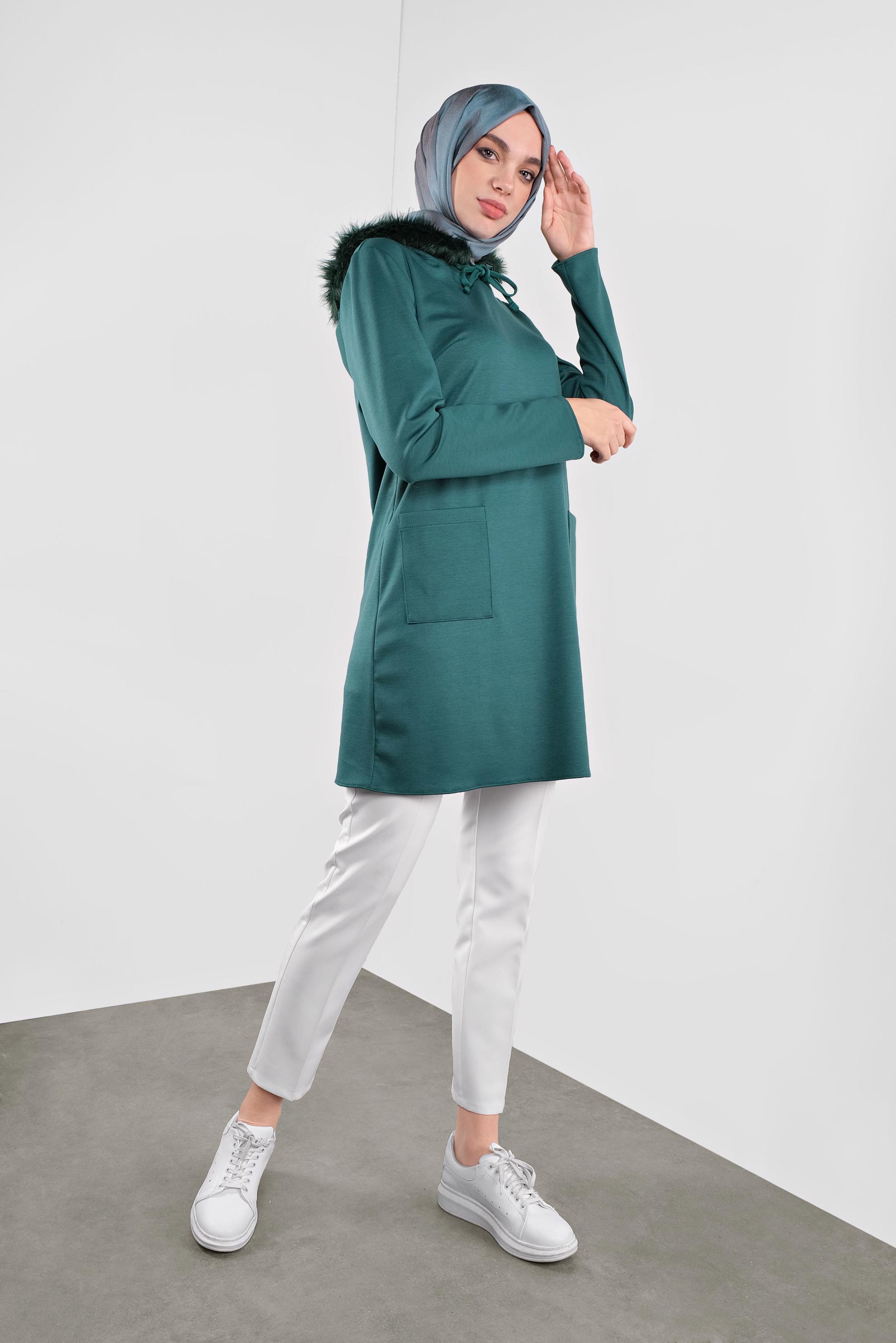 Tesettür giyim YEŞİL KAPÜŞONU KÜRKLÜ BAĞCIKLI TUNİK 41292