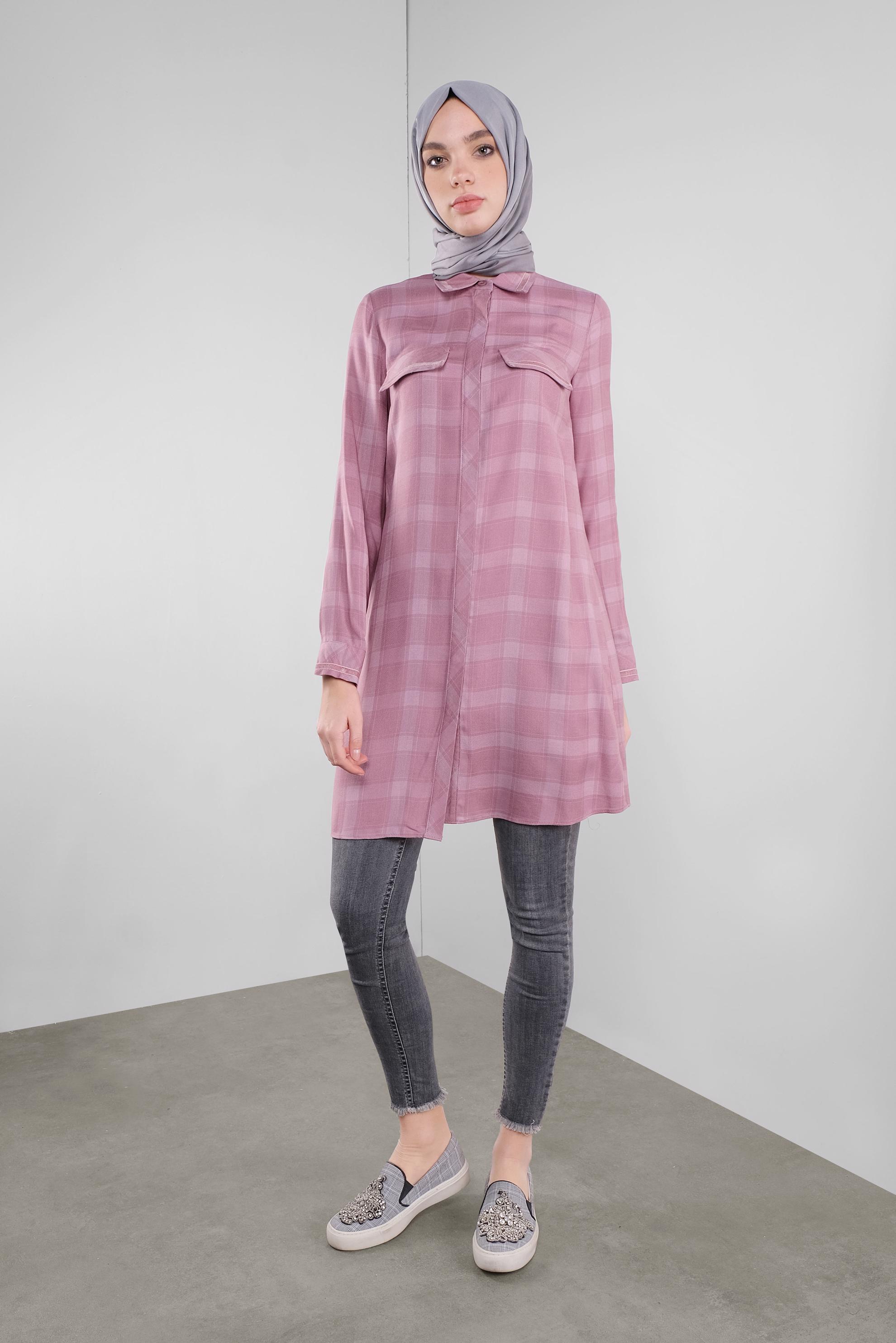 Tesettür giyim PUDRA KARELİ GİZLİ DÜĞMELİ TUNİK 41295 