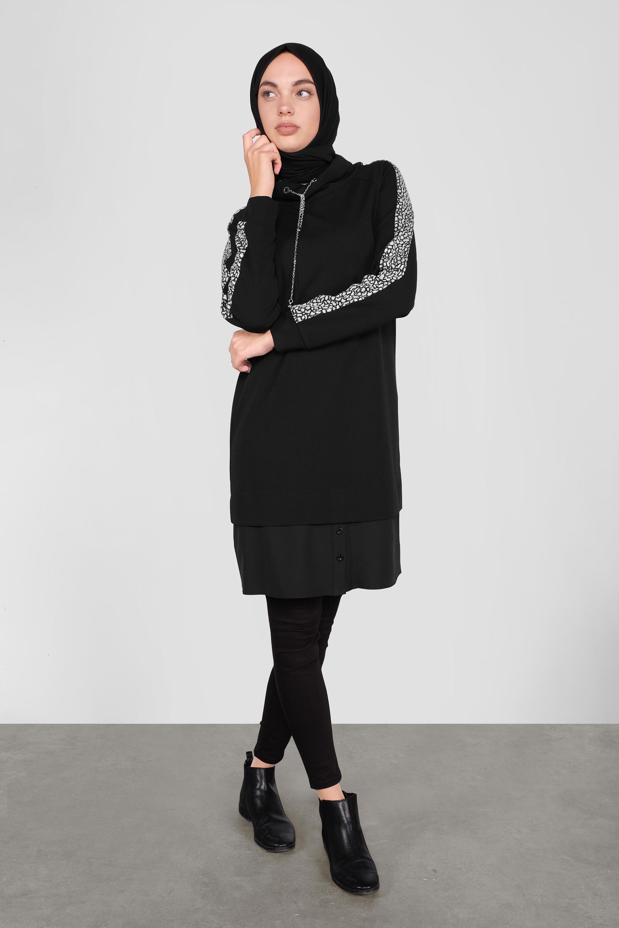 Tesettür giyim SİYAH ZİNCİR DETAYLI BOĞAZLI TUNİK 41300 