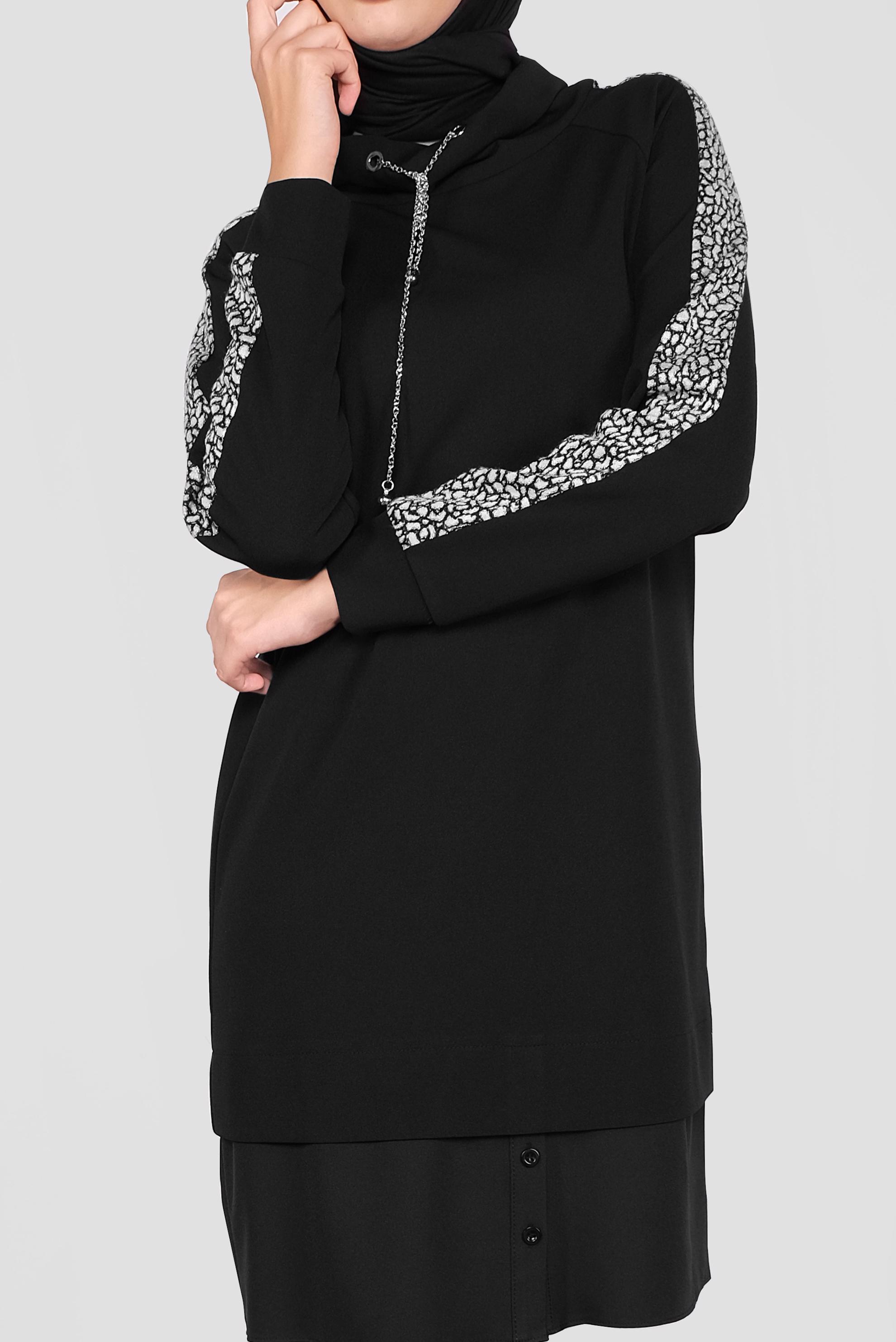 Tesettür giyim SİYAH ZİNCİR DETAYLI BOĞAZLI TUNİK 41300 