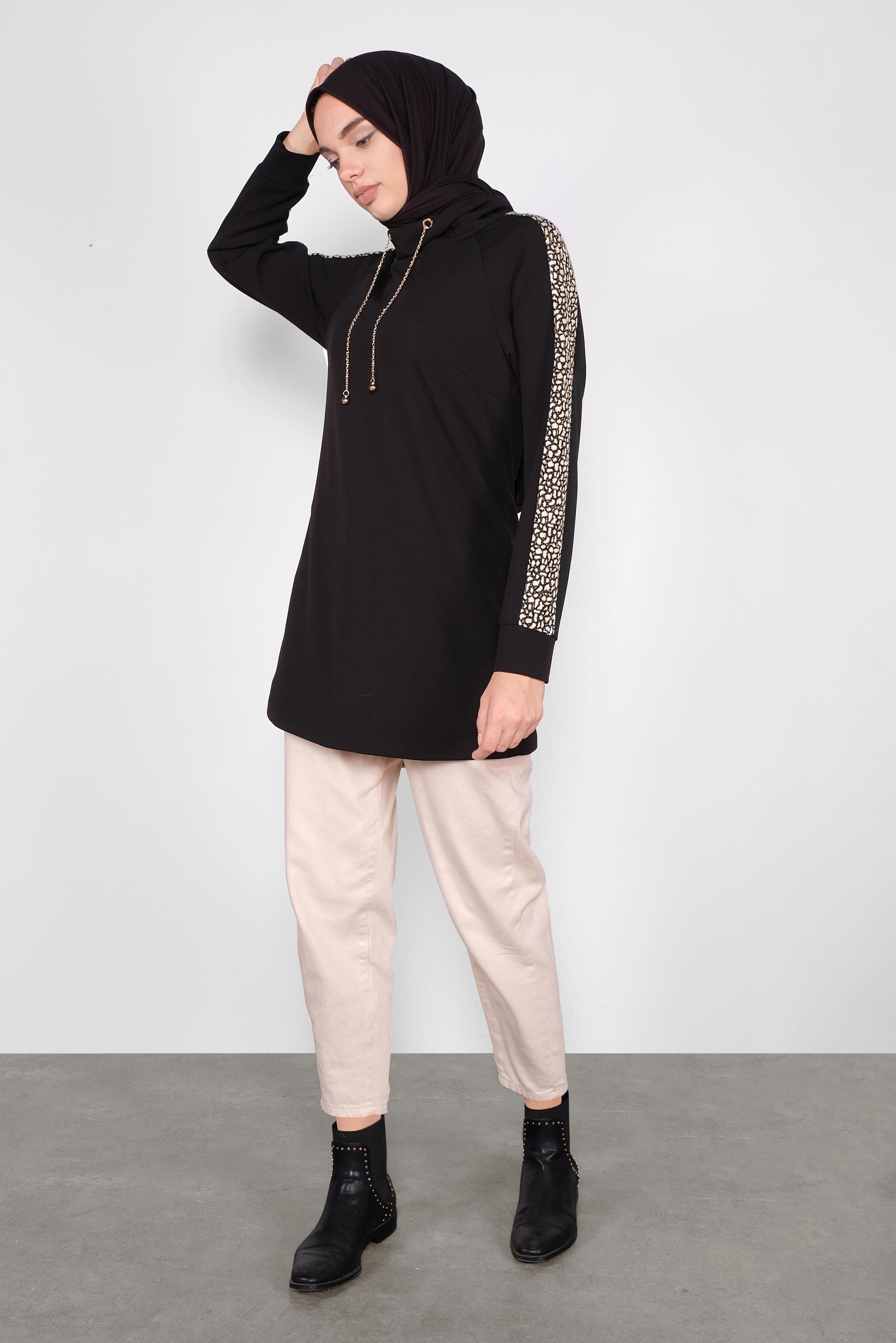 Tesettür giyim SİYAH ZİNCİR DETAYLI BOĞAZLI TUNİK 41300 