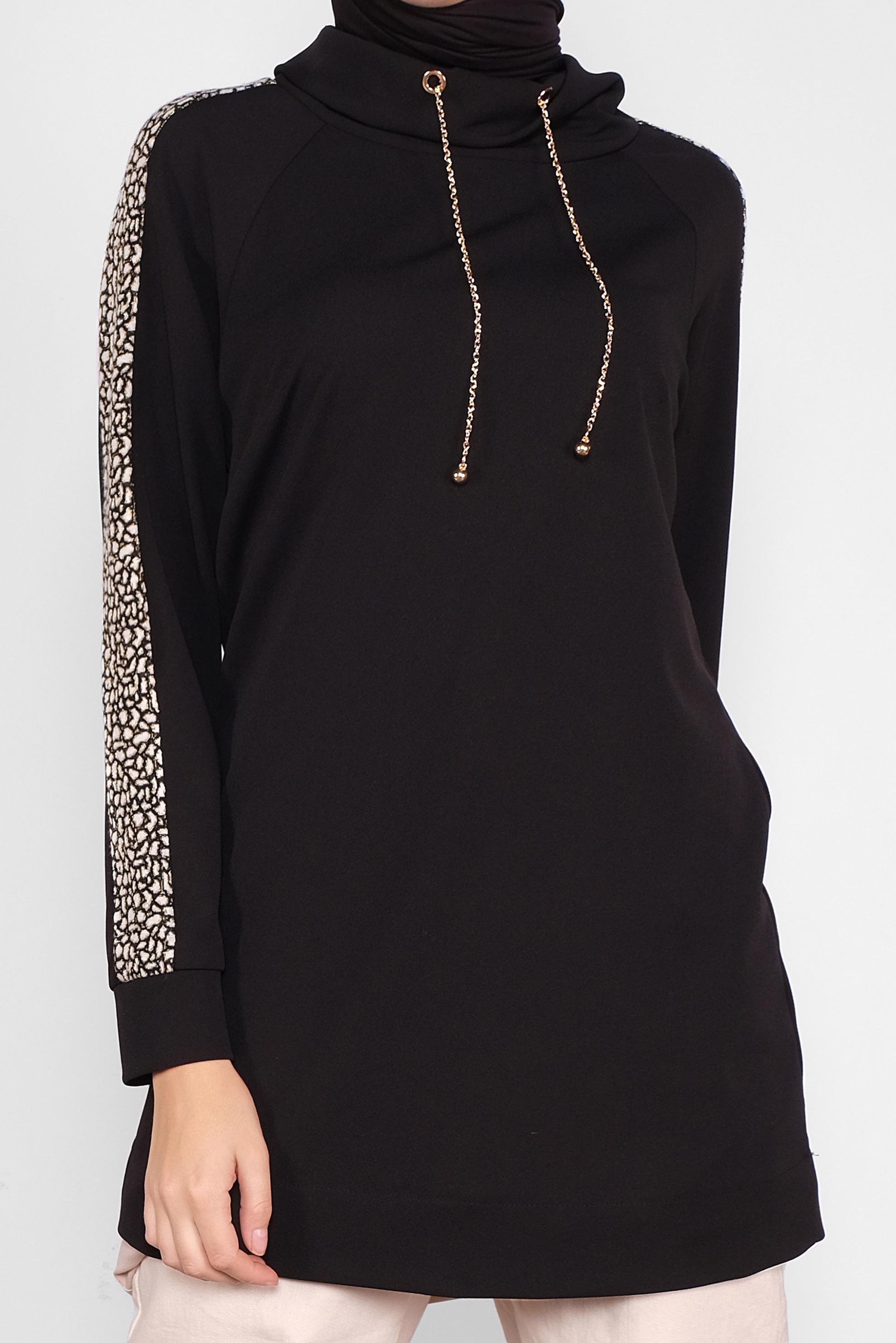 Tesettür giyim SİYAH ZİNCİR DETAYLI BOĞAZLI TUNİK 41300 