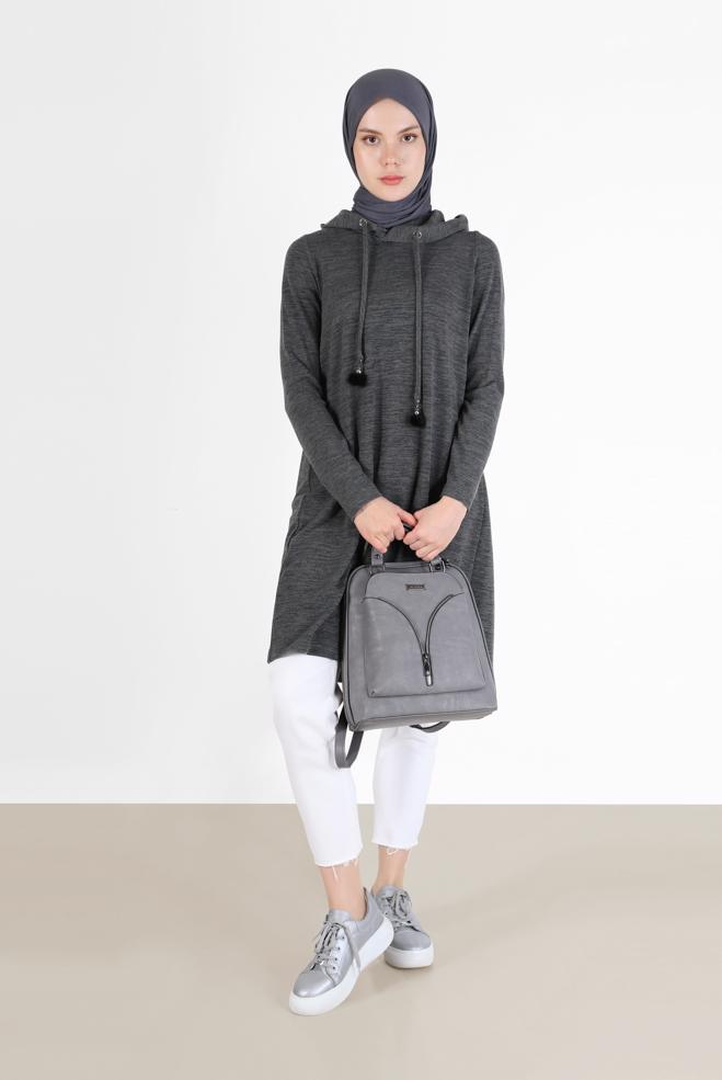 Tesettür giyim  KAPÜŞONLU BAĞCIKLARI TÜYLÜ TRİKO TUNİK 41303 - ALVİNA