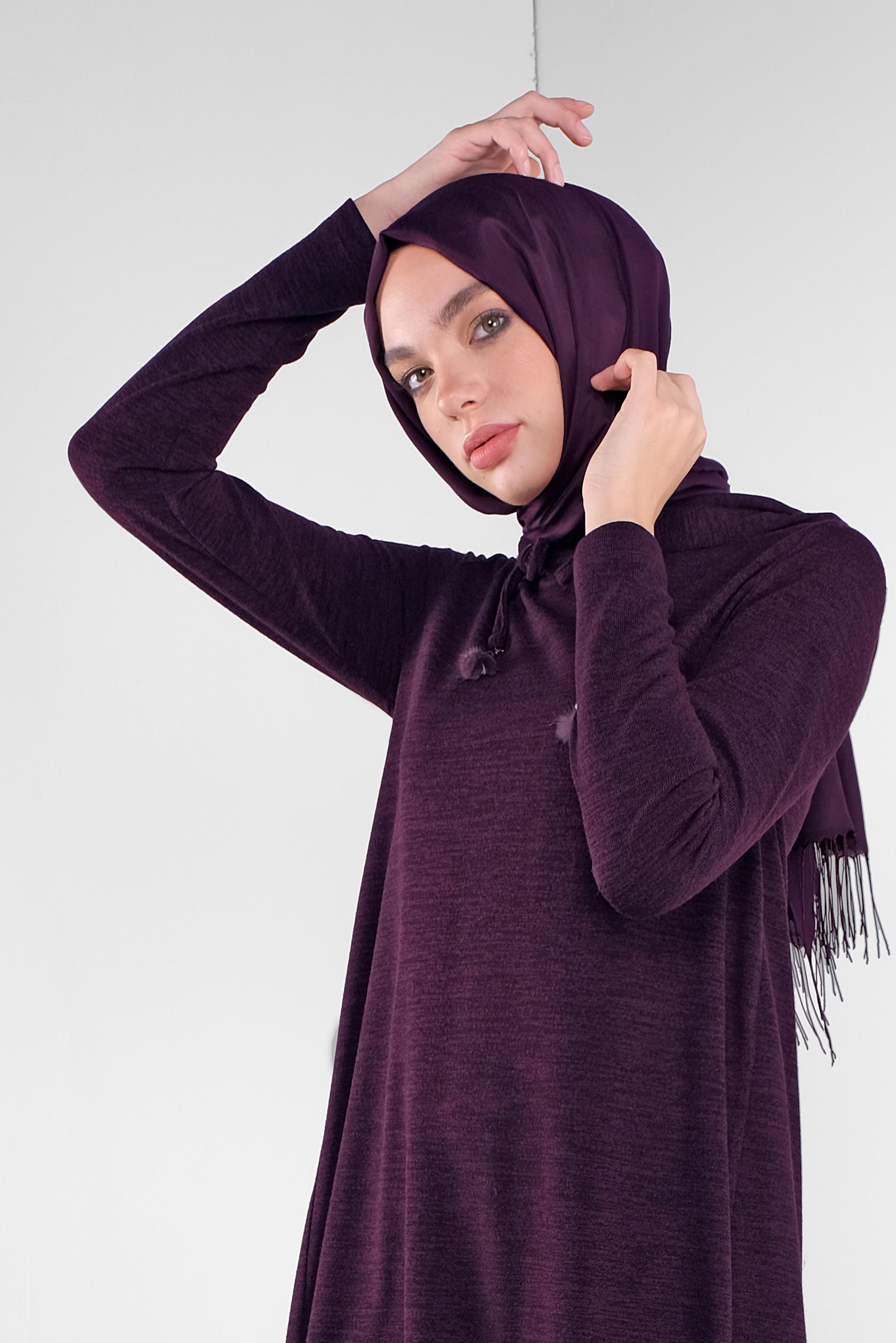 Tesettür giyim MÜRDÜM KAPÜŞONLU BAĞCIKLARI TÜYLÜ TRİKO TUNİK 41303