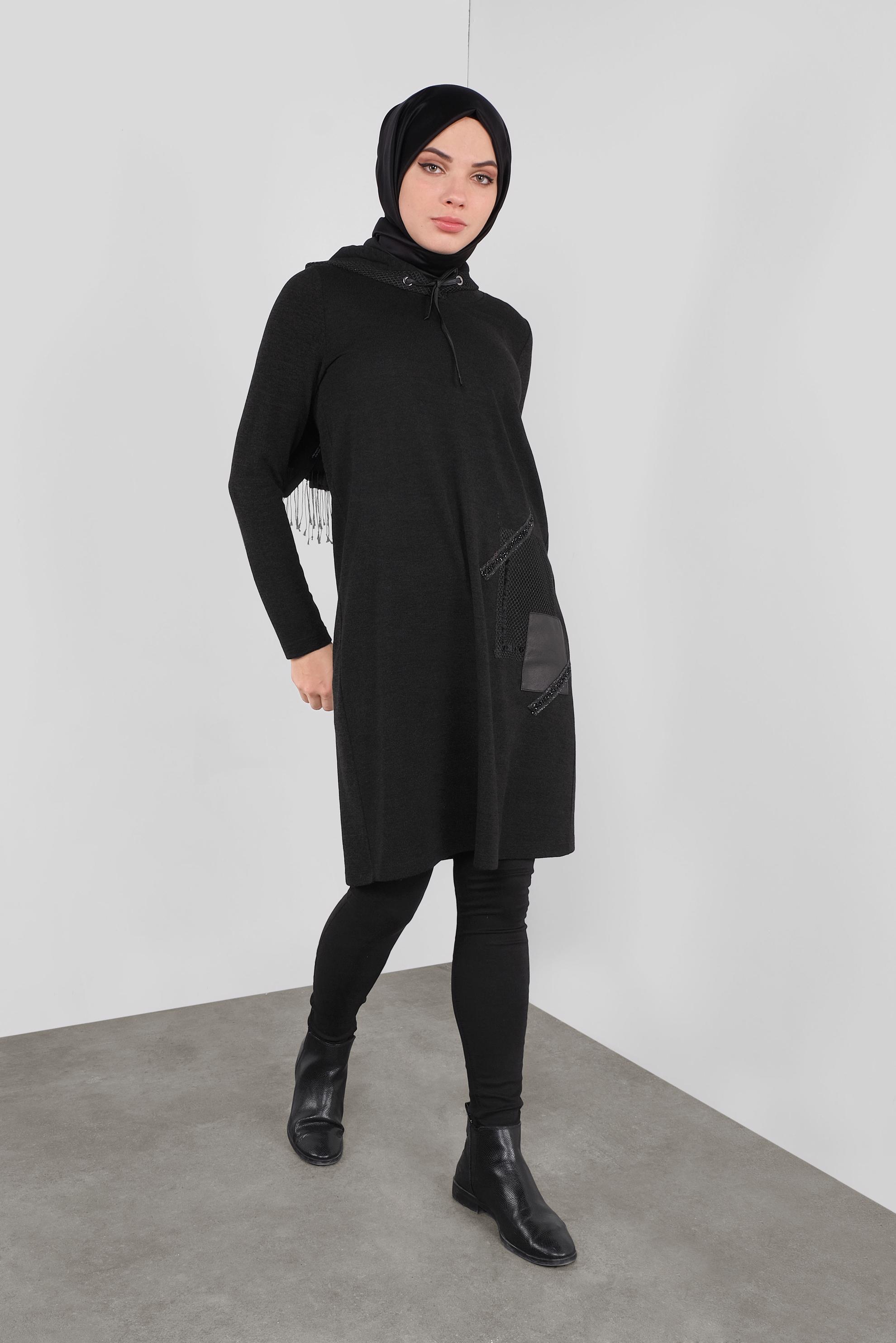 Tesettür giyim SİYAH KAPÜŞONLU FİLE DETAYLI TUNİK 41307