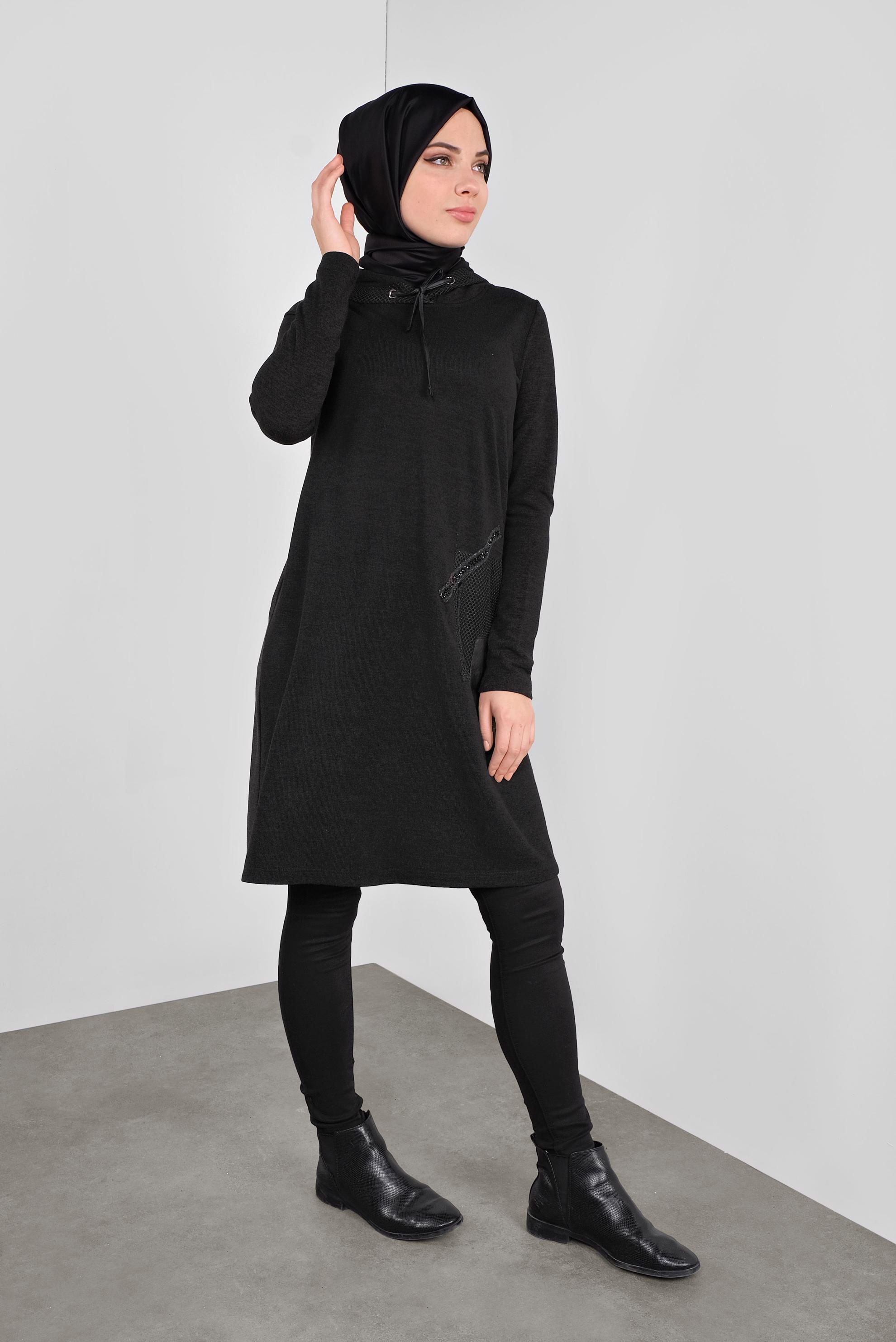 Tesettür giyim SİYAH KAPÜŞONLU FİLE DETAYLI TUNİK 41307