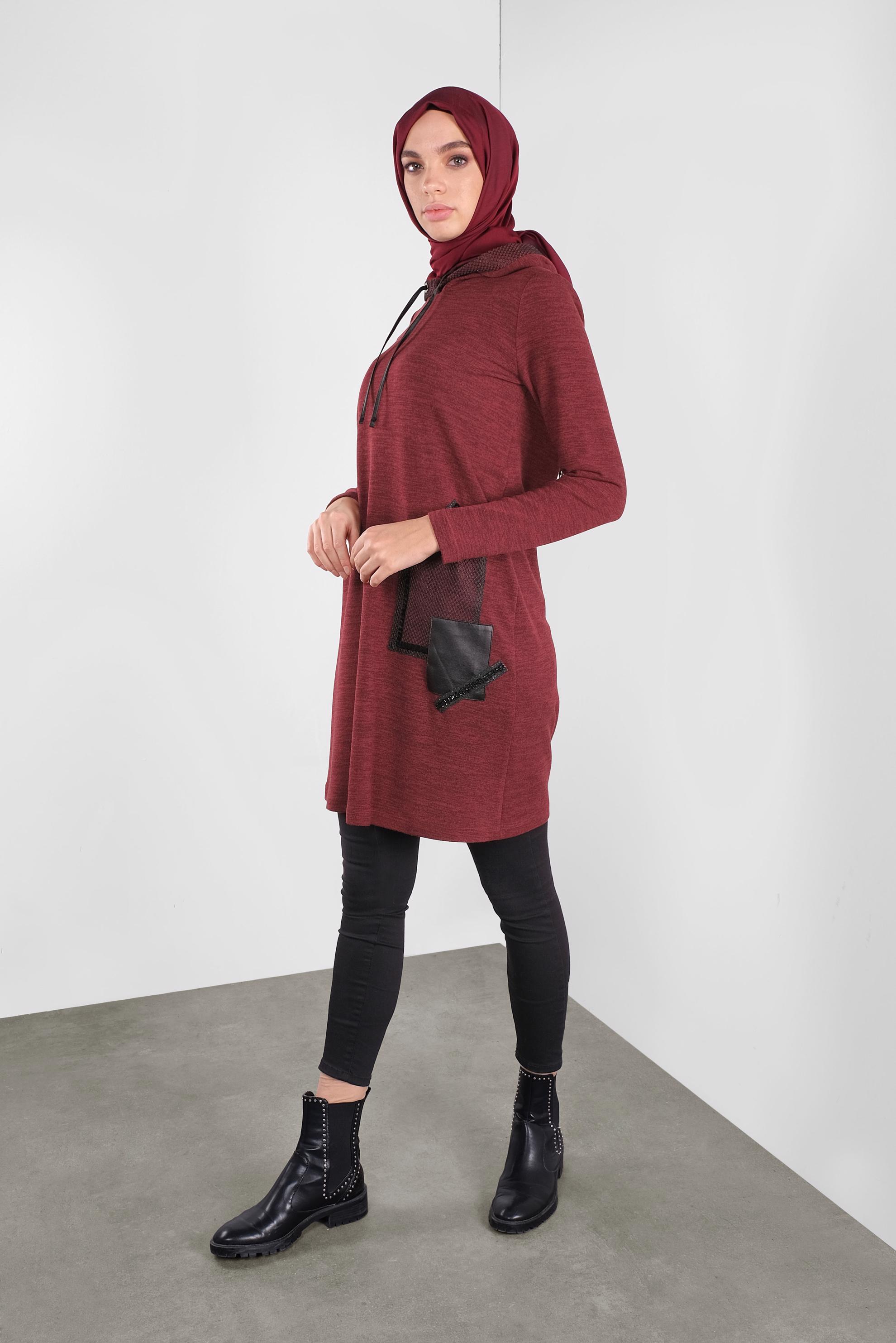 Tesettür giyim BORDO KAPÜŞONLU FİLE DETAYLI TUNİK 41307
