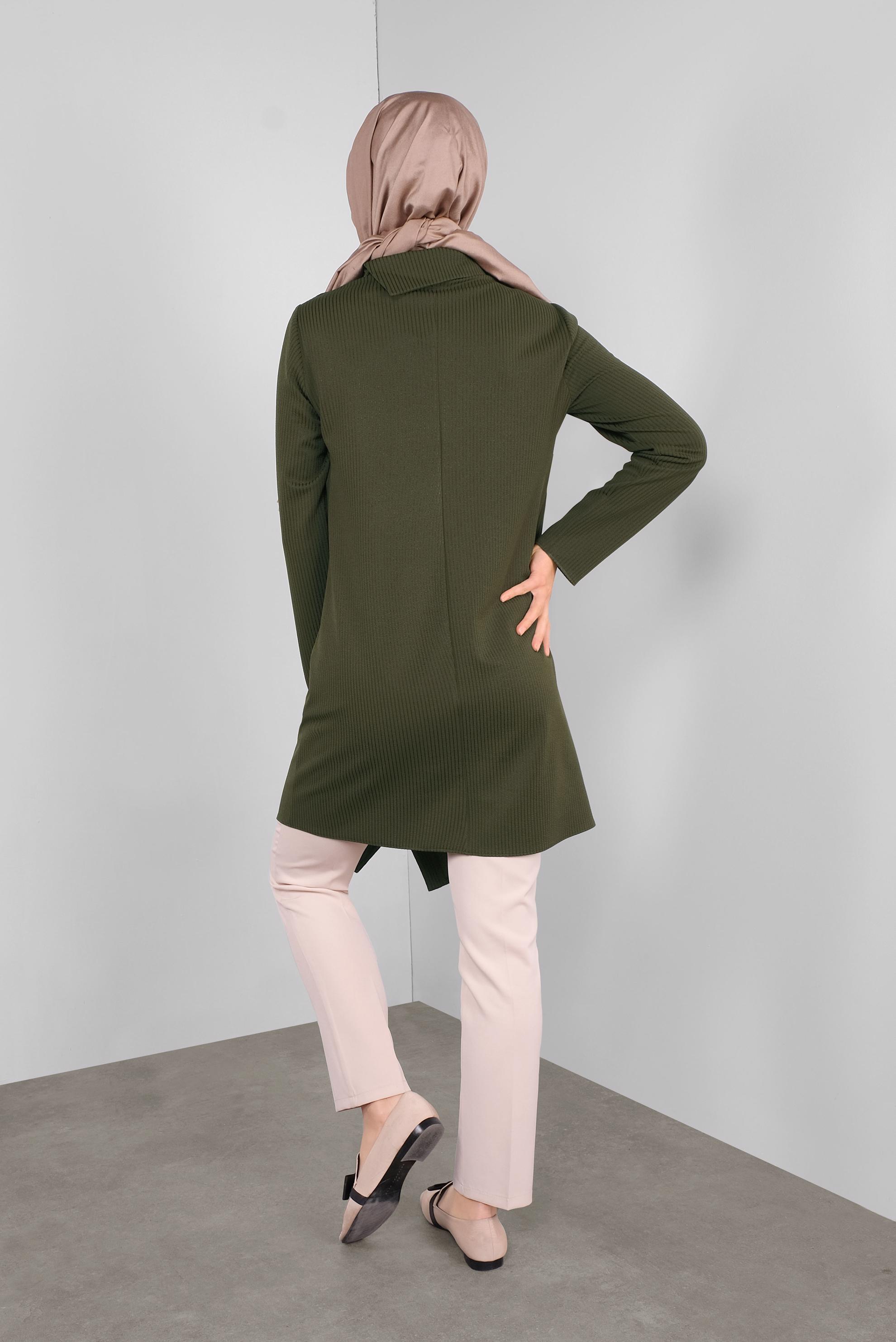 Tesettür giyim HAKİ DÜĞME DETAYLI ASİMETRİK KESİM TUNİK 41312