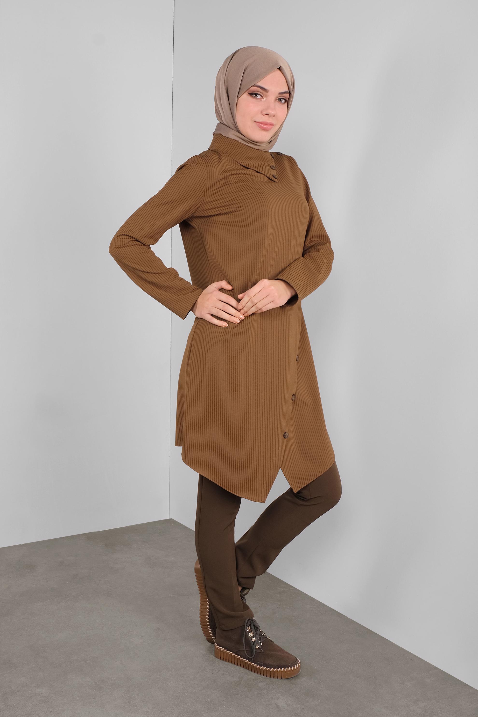 Tesettür giyim KAHVE DÜĞME DETAYLI ASİMETRİK KESİM TUNİK 41312