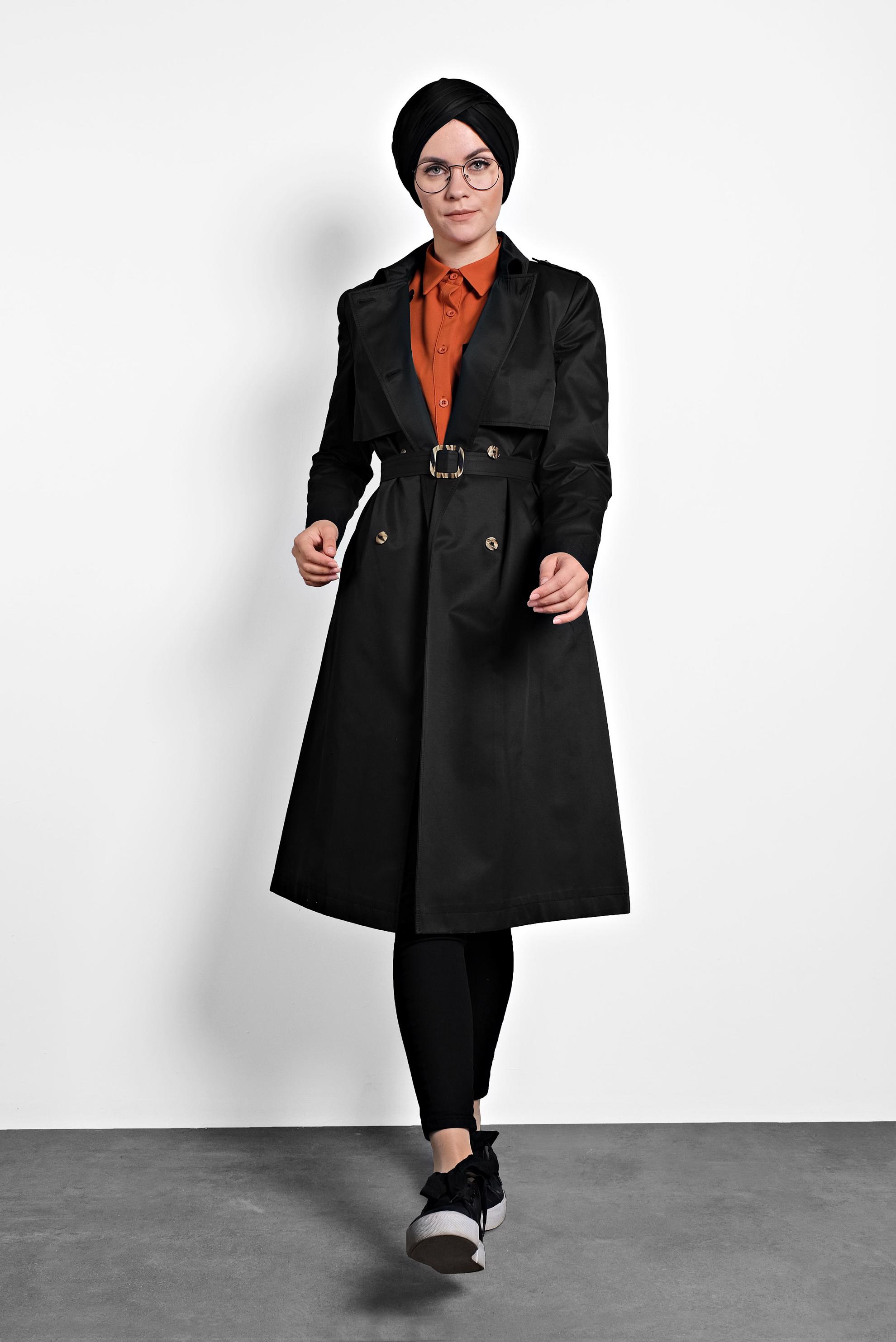 Tesettür giyim SİYAH BELİ KEMERLİ DÜĞMELİ TRENÇKOT 10011 