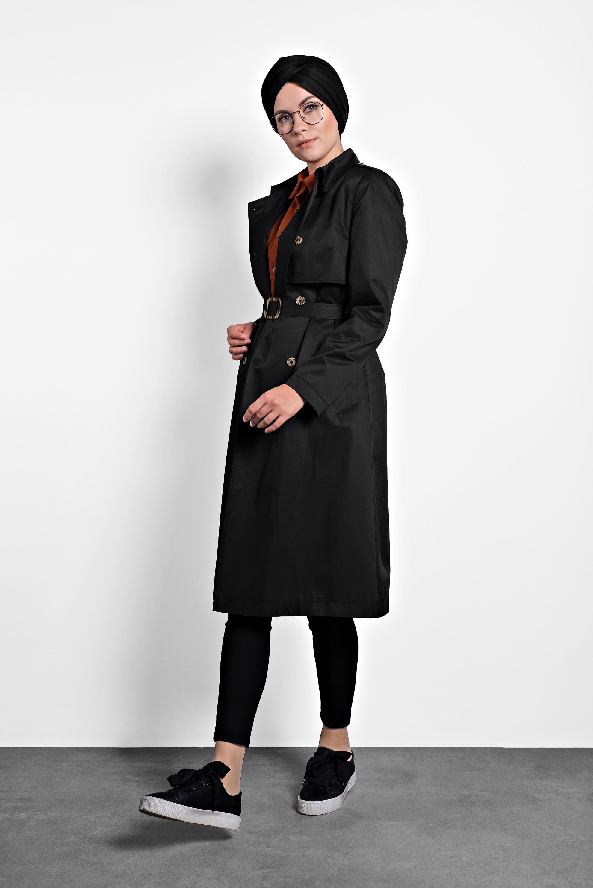 Tesettür giyim SİYAH BELİ KEMERLİ DÜĞMELİ TRENÇKOT 10011 