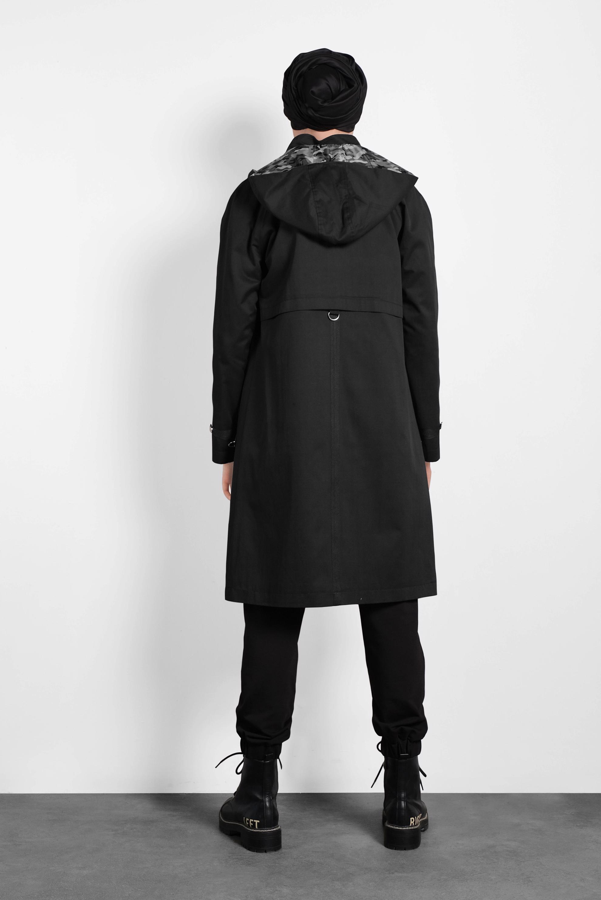 Tesettür giyim SİYAH KAPÜŞONLU SPOR TRENÇKOT 10012 