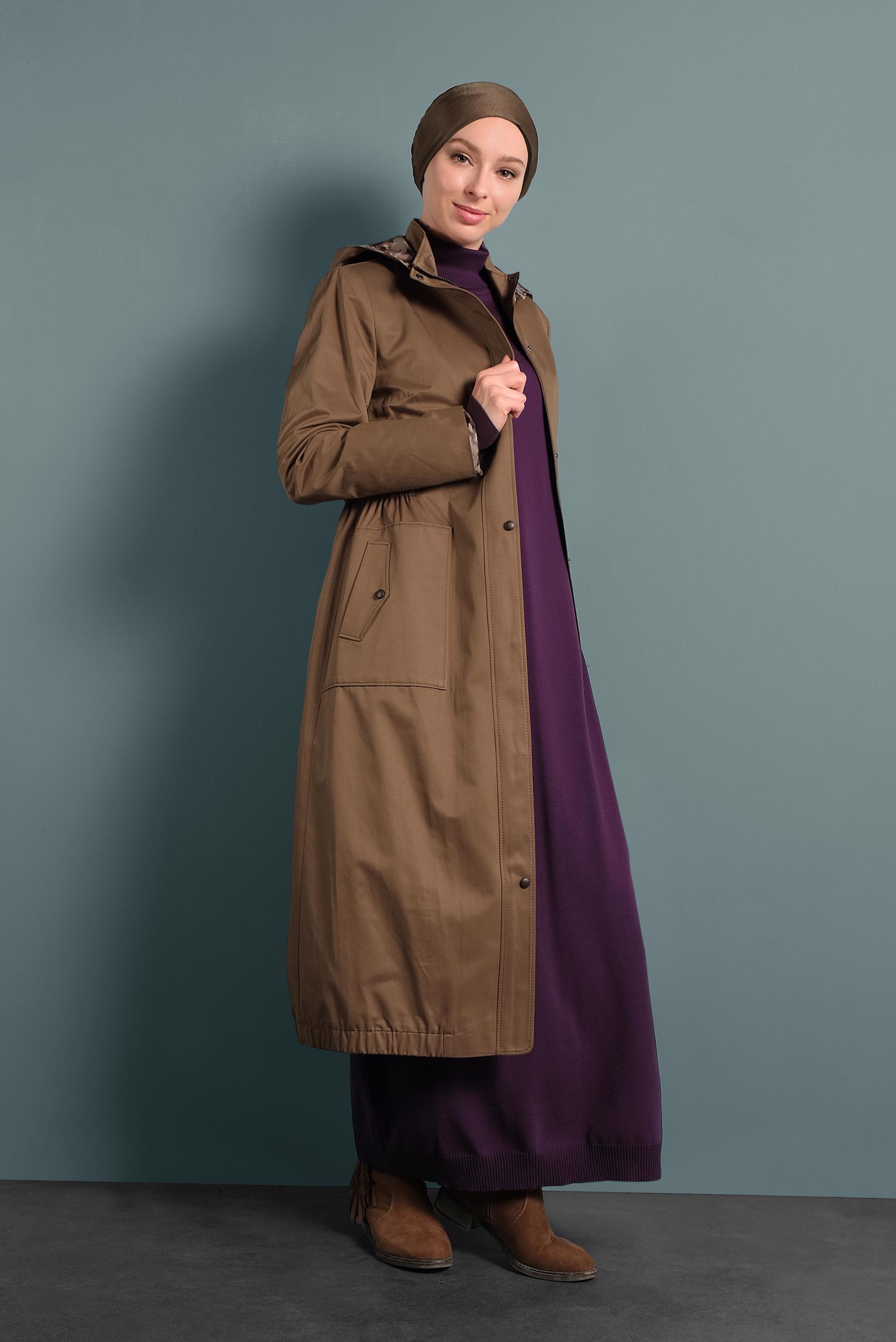 Tesettür giyim TABA KAPÜŞONLU TRENÇKOT 10014 