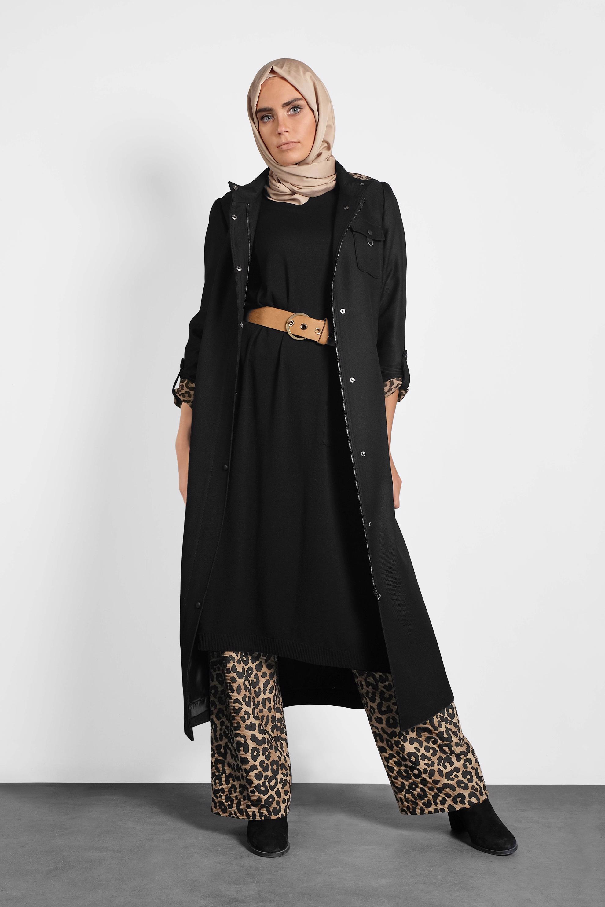 Tesettür giyim SİYAH BELİ KUŞAKLI LEOPAR DESENLİ TRENÇKOT 10129 