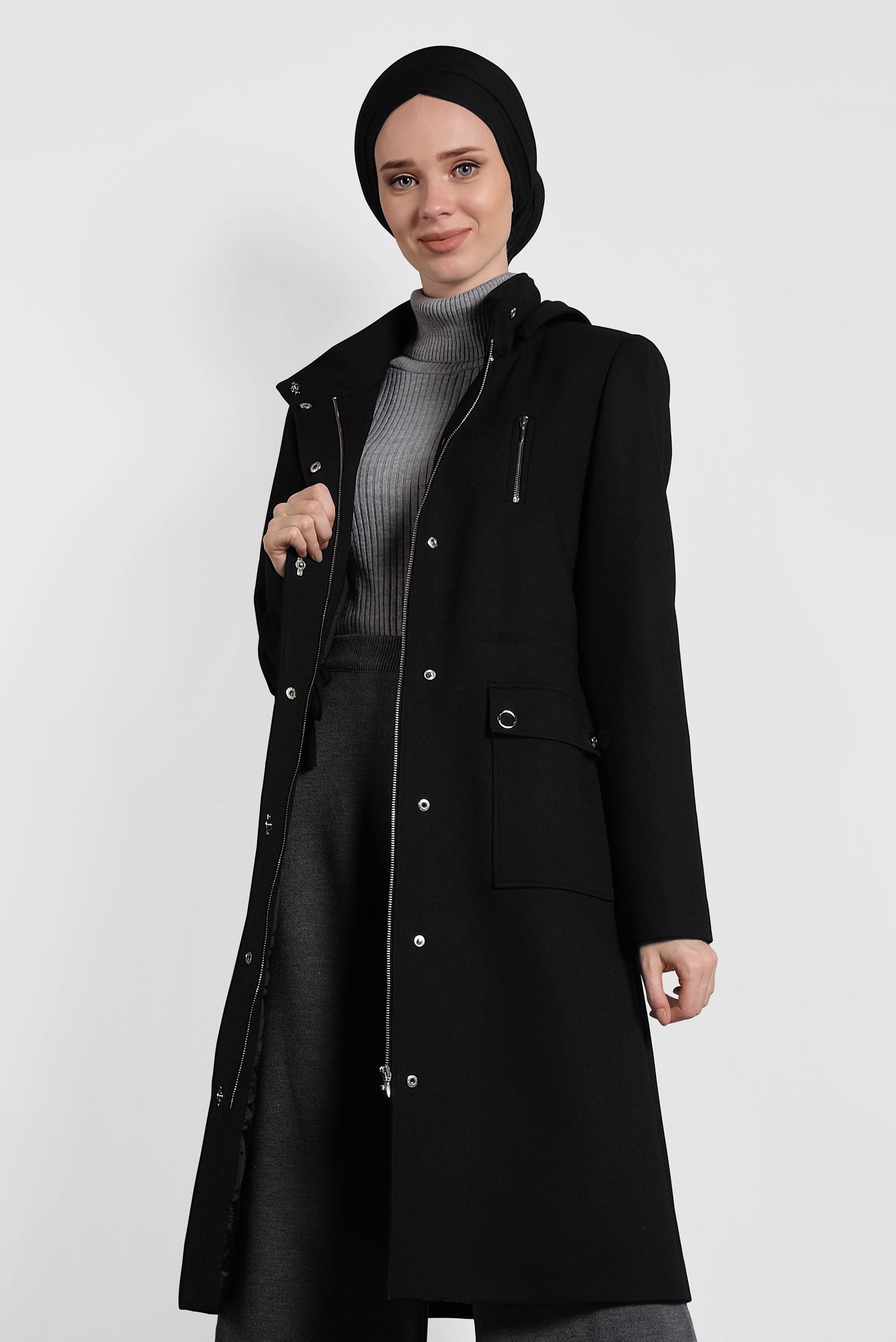 Tesettür giyim SİYAH KAPÜŞONLU TRENÇKOT 10134 