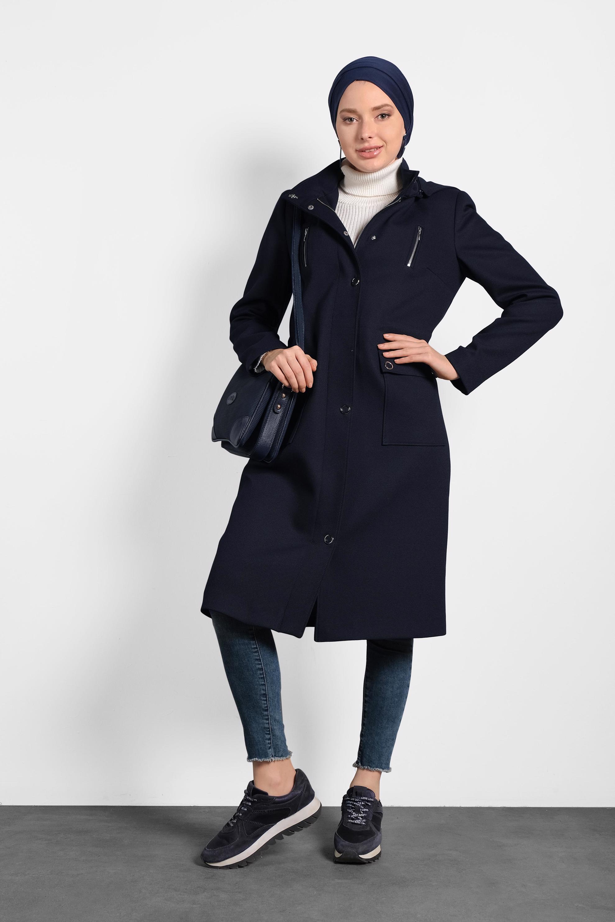 Tesettür giyim LACİVERT KAPÜŞONLU TRENÇKOT 10134 