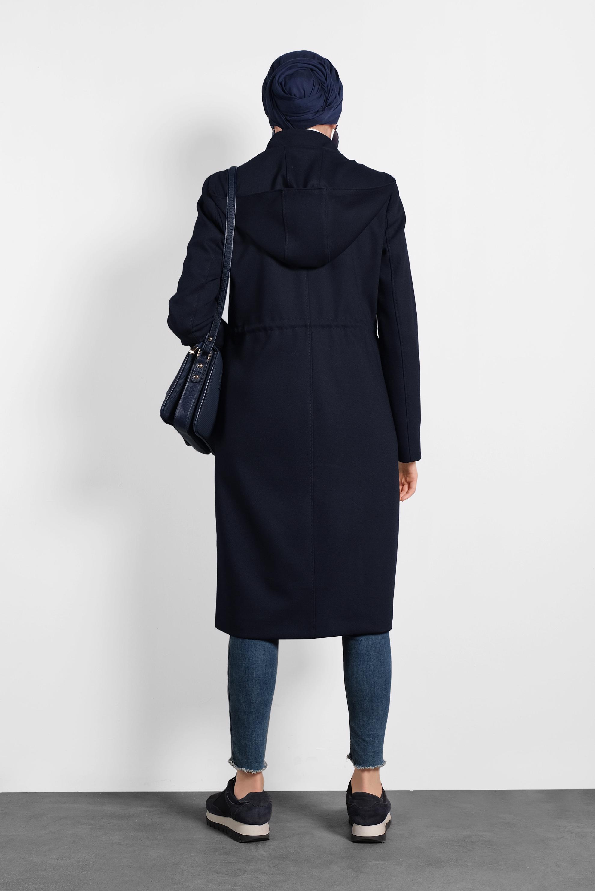 Tesettür giyim LACİVERT KAPÜŞONLU TRENÇKOT 10134 
