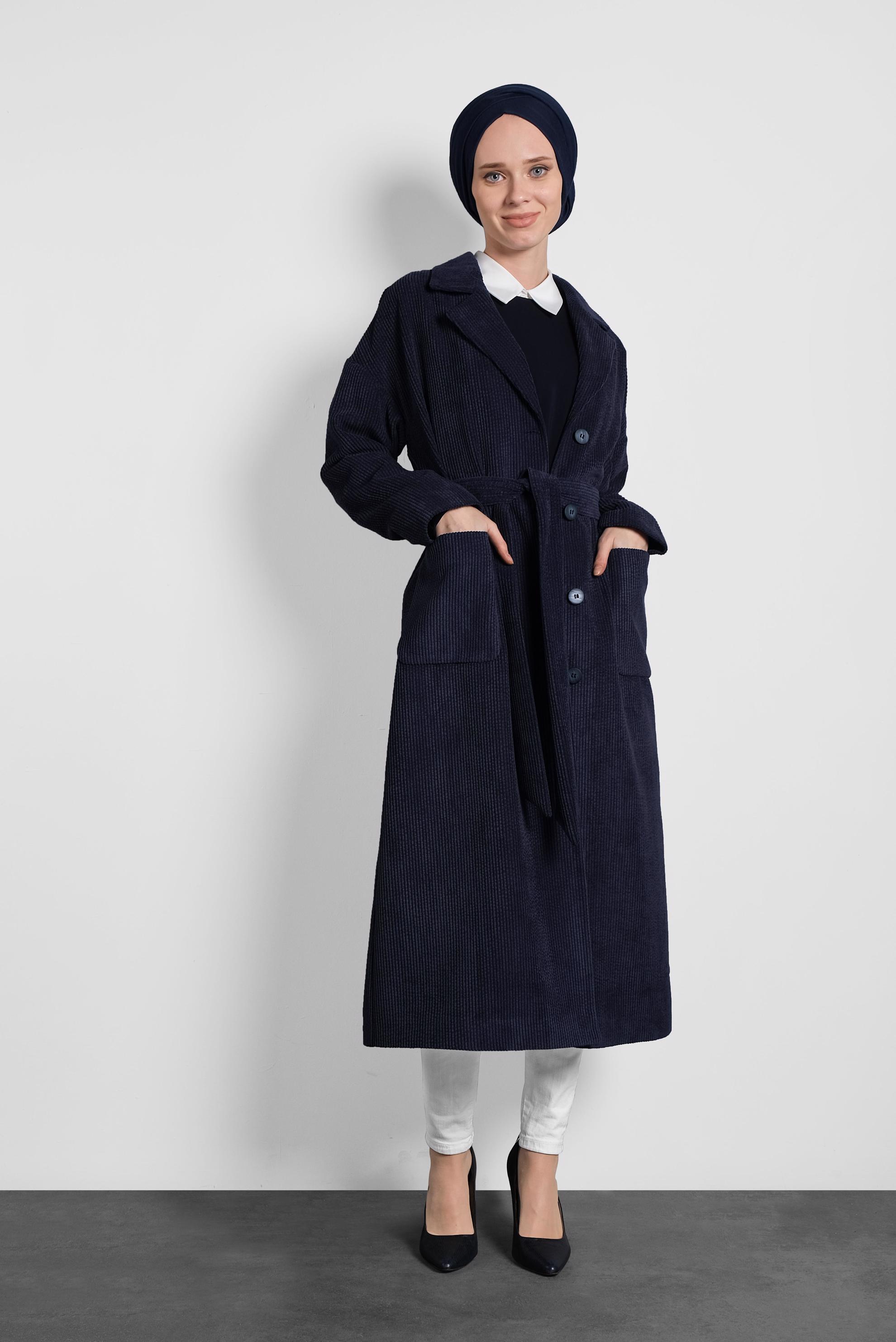 Tesettür giyim LACİVERT DÜĞMELİ KUŞAKLI KADİFE TRENÇKOT 10139