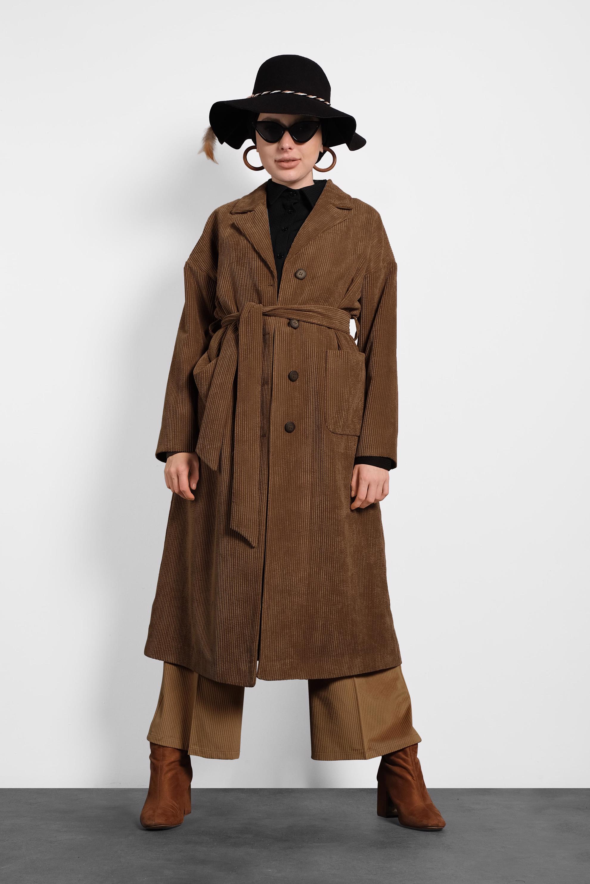 Tesettür giyim TABA DÜĞMELİ KUŞAKLI KADİFE TRENÇKOT 10139