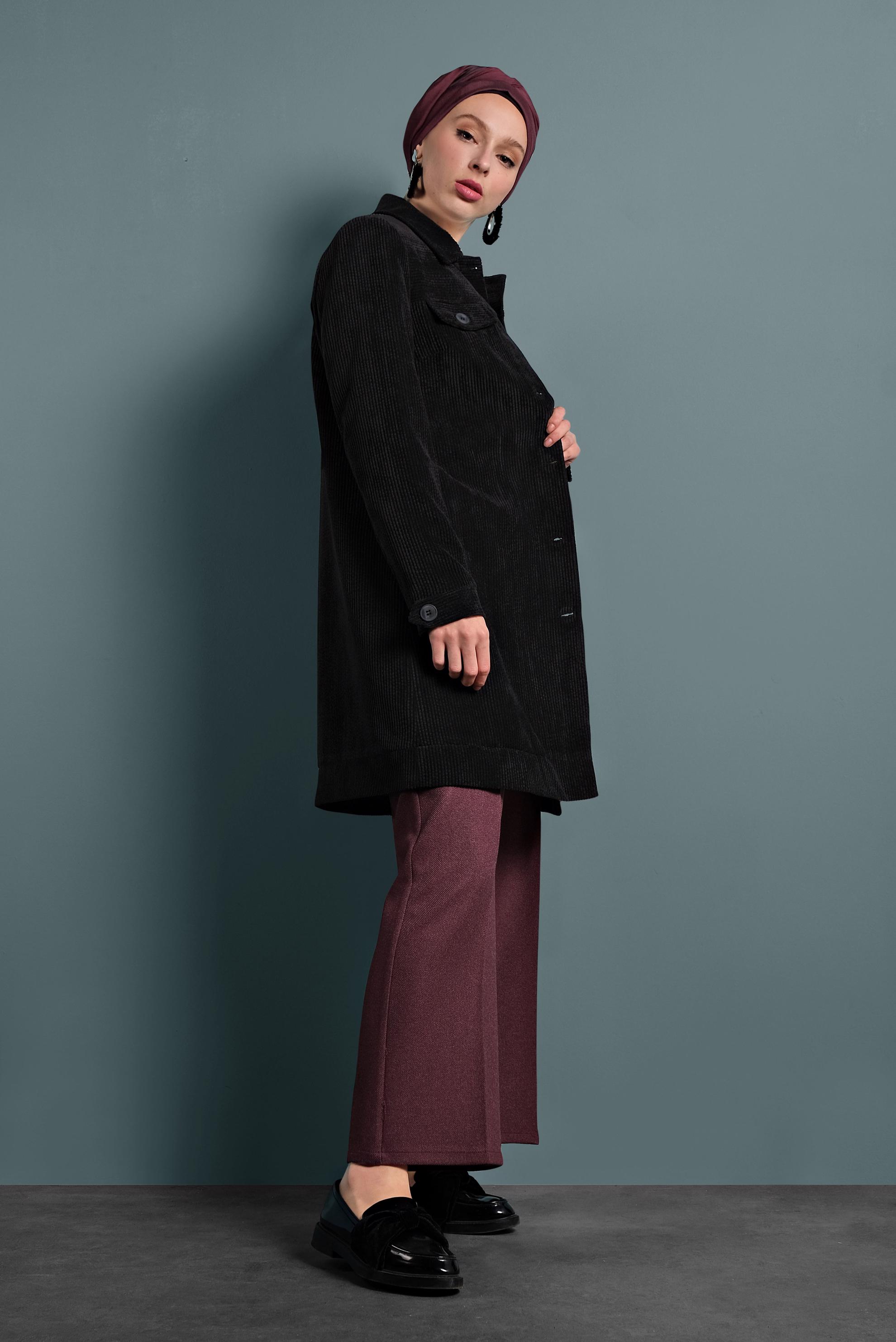 Tesettür giyim SİYAH KADİFE TRENÇKOT 10140 
