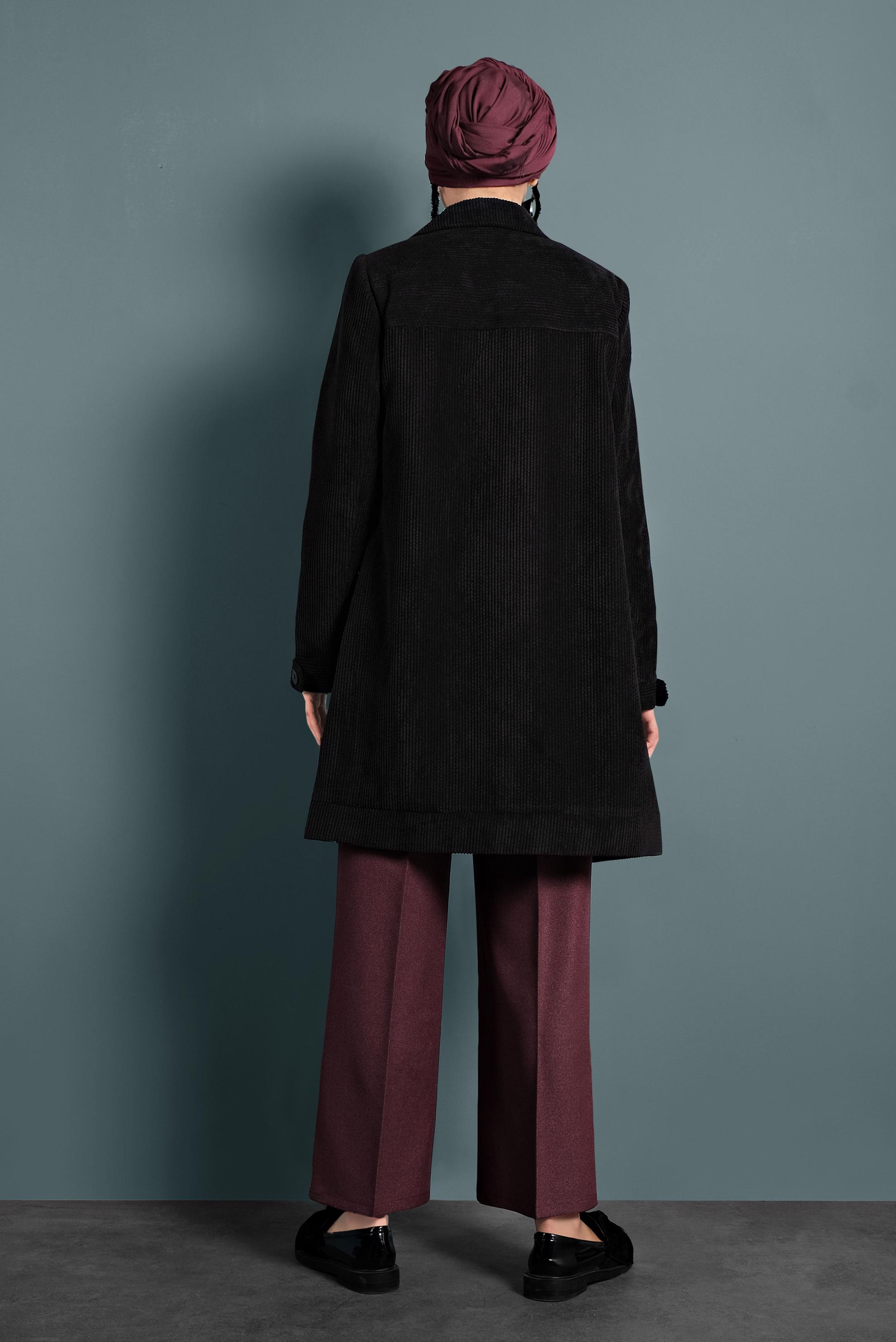 Tesettür giyim SİYAH KADİFE TRENÇKOT 10140 