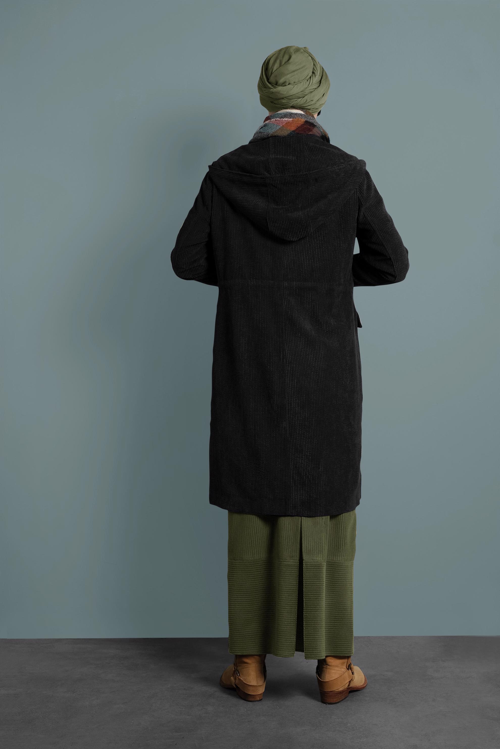 Tesettür giyim SİYAH FİTİLLİ KADİFE CEPLİ TRENÇKOT 10141